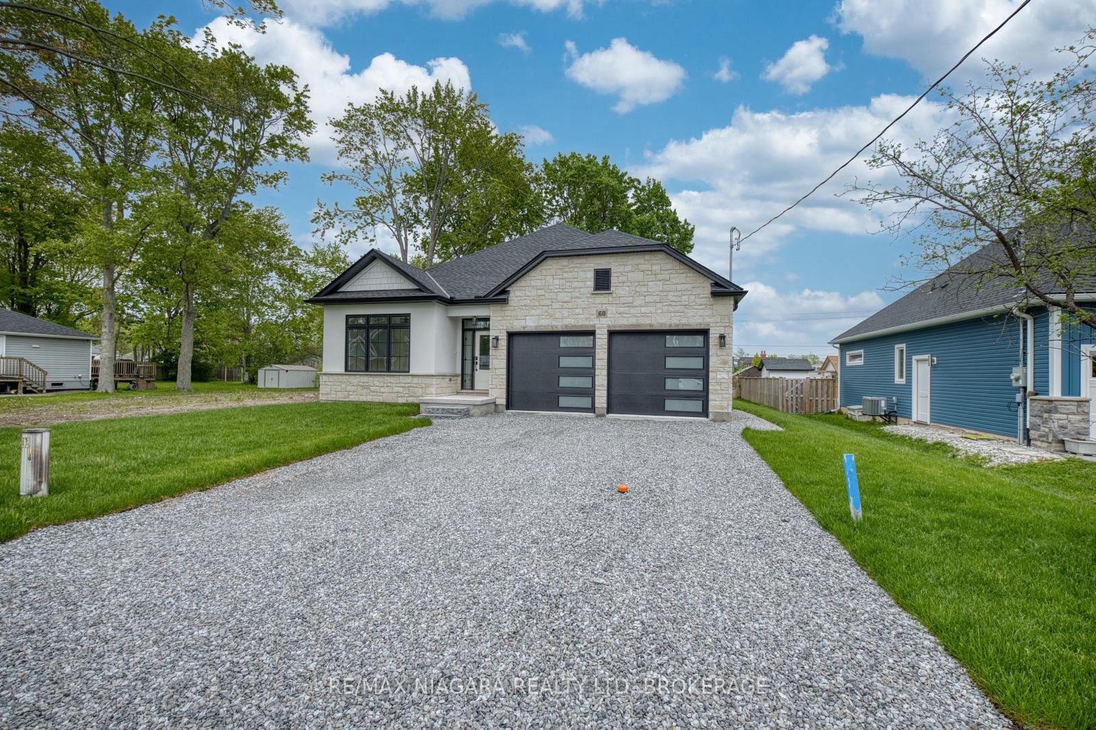 60 Pleasant Avenue N, Fort Erie, ON L0S 1N0 — Fort Erie, Ontario