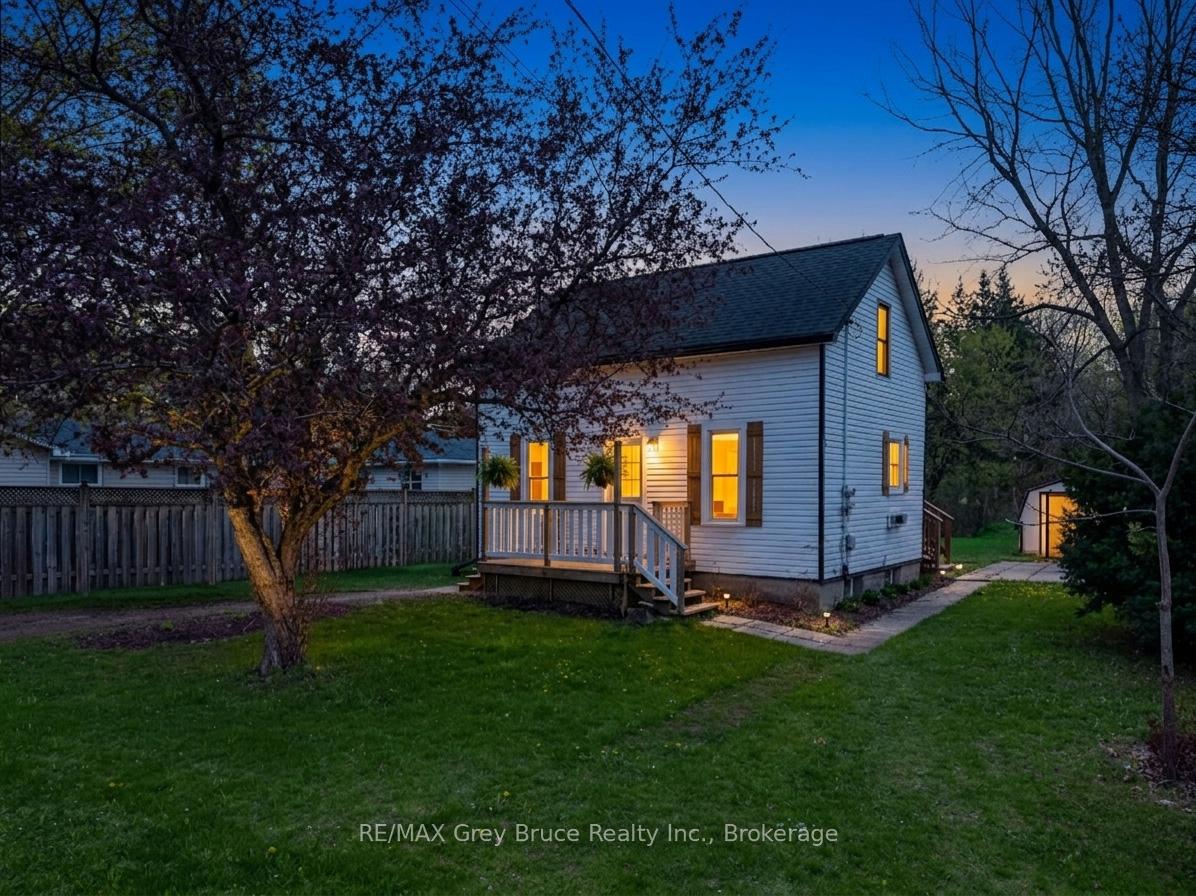 283 MARGARET Street, Meaford — photo 3 of 5