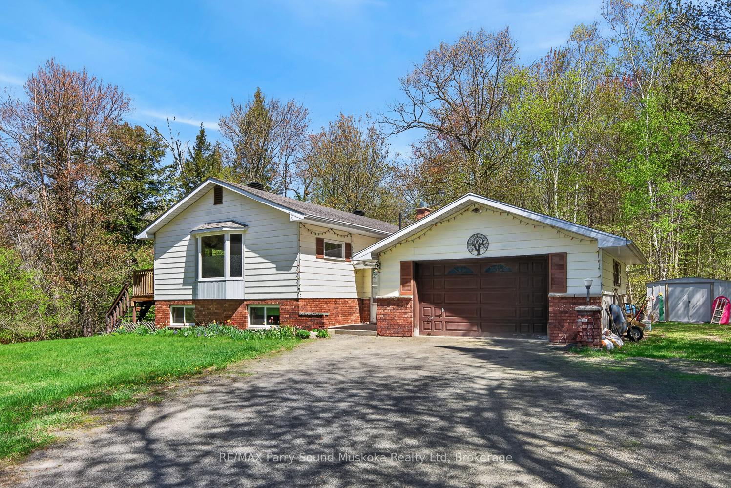 29 Stoneman Drive, Seguin, ON P2A 2W8 — Seguin, Ontario