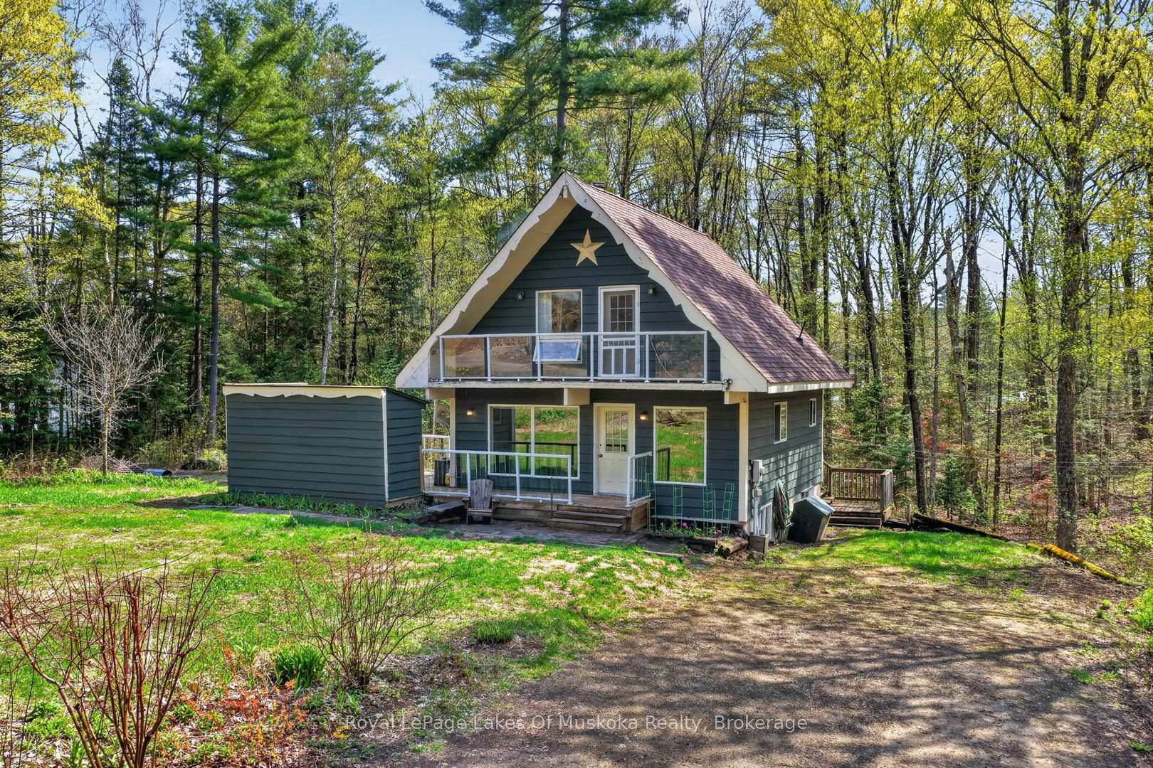 1034 Old 117 Highway, Lake of Bays, ON P0B 1A0 — Lake of Bays, Ontario