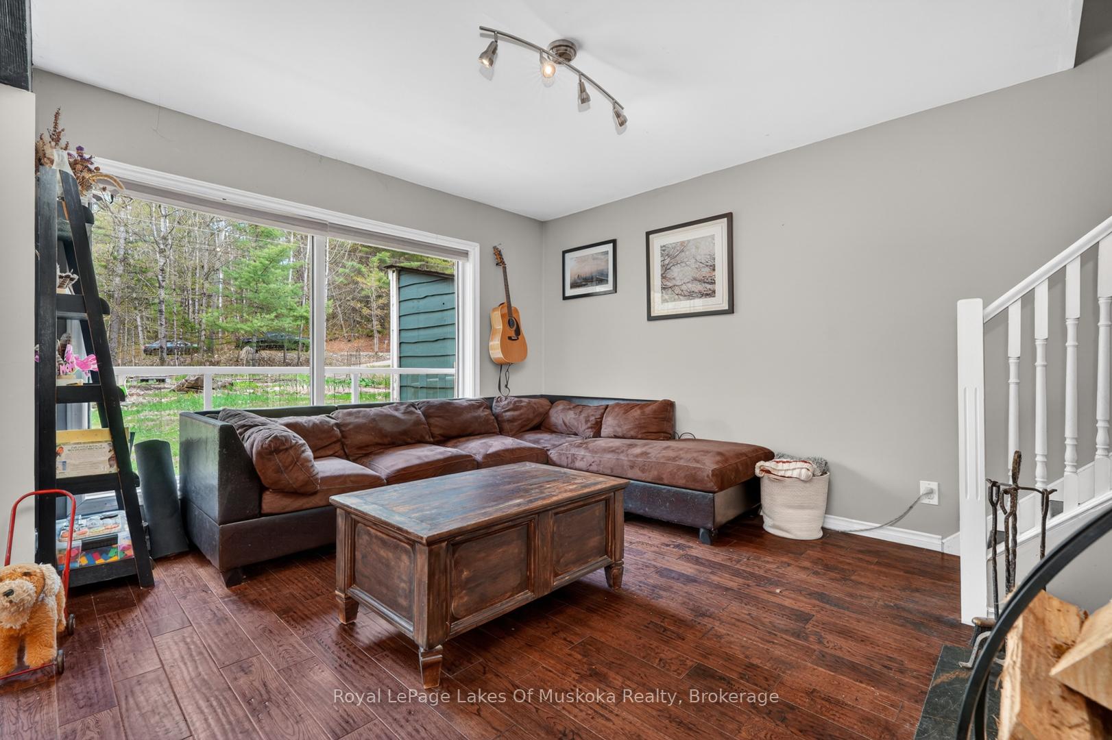 1034 Old 117 Highway, Lake of Bays — photo 4 of 5