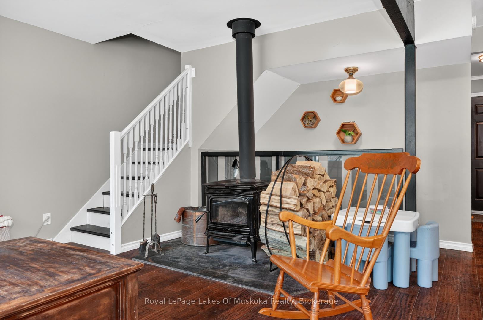 1034 Old 117 Highway, Lake of Bays — photo 5 of 5