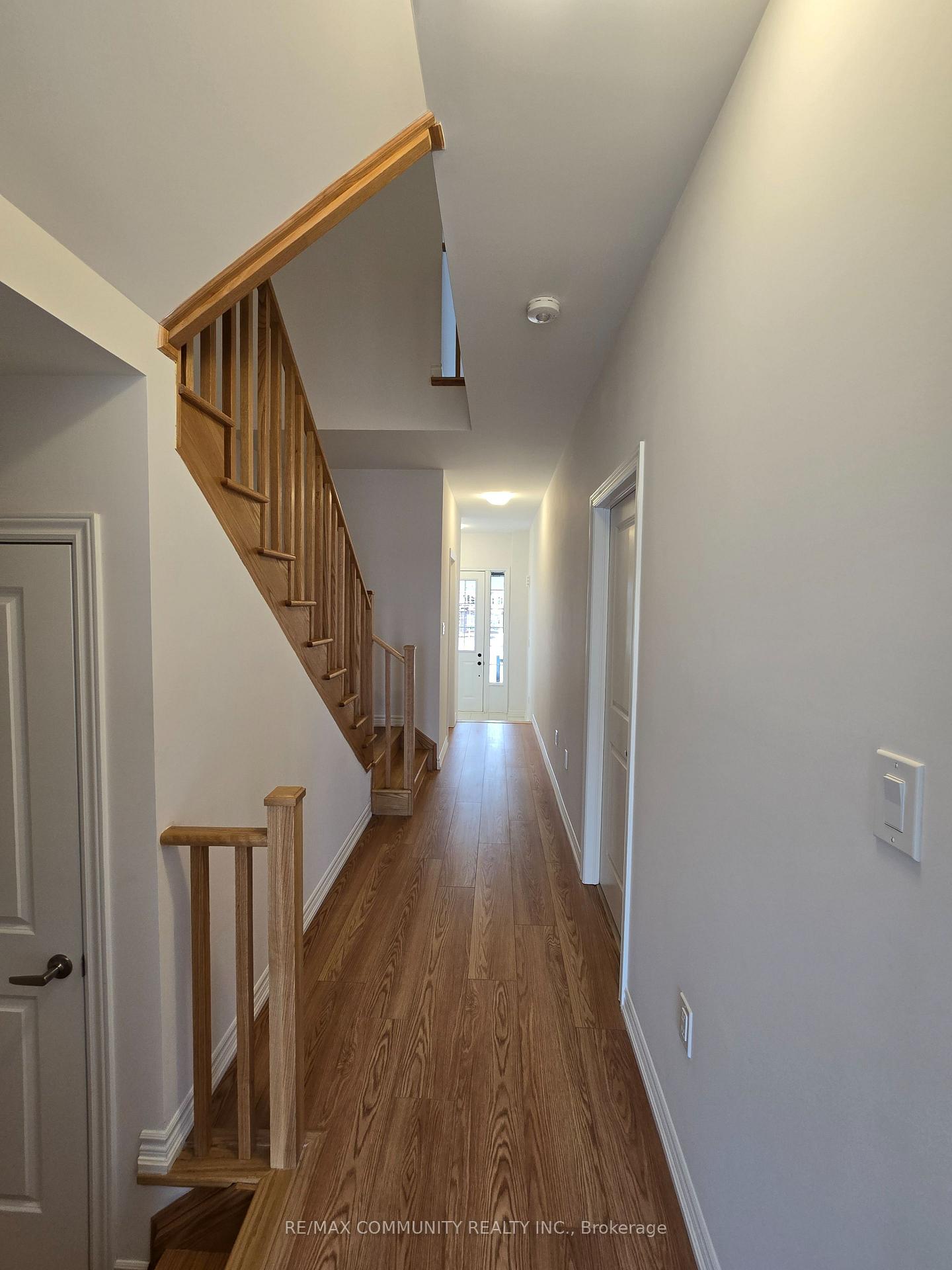 751 Carpenter Trail, Peterborough — photo 2 of 5