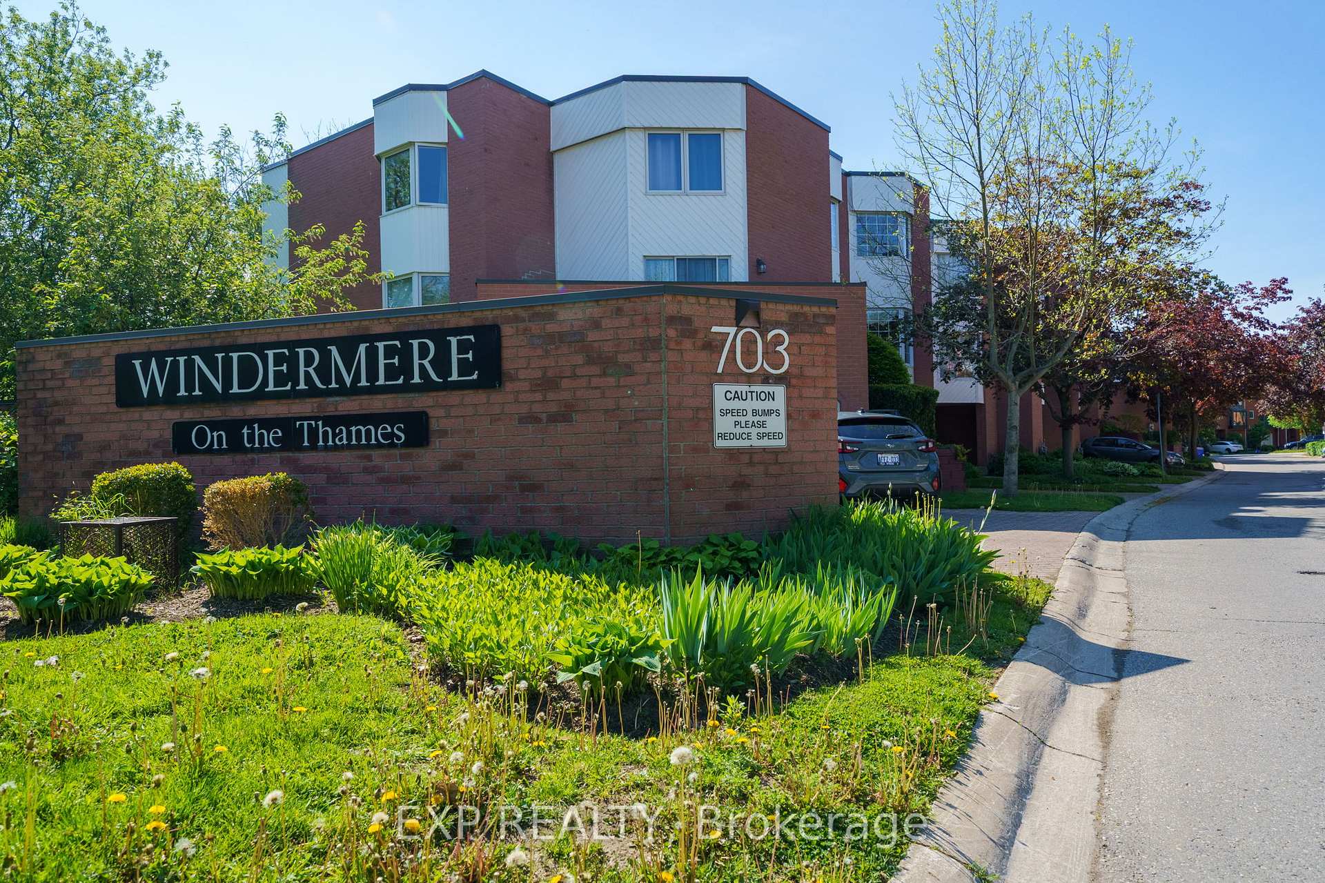 703 Windermere Road 11, London North — photo 3 of 5
