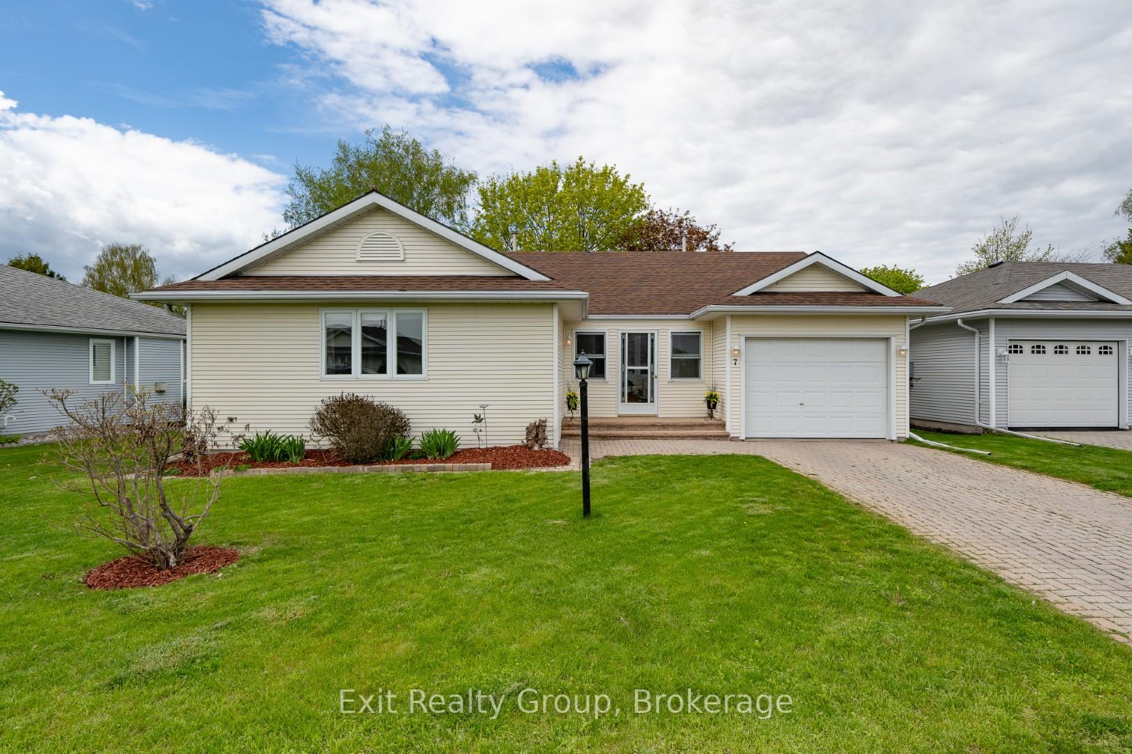 7 Cretney Drive, Prince Edward County, ON K0K 3L0 — Prince Edward County, Ontario