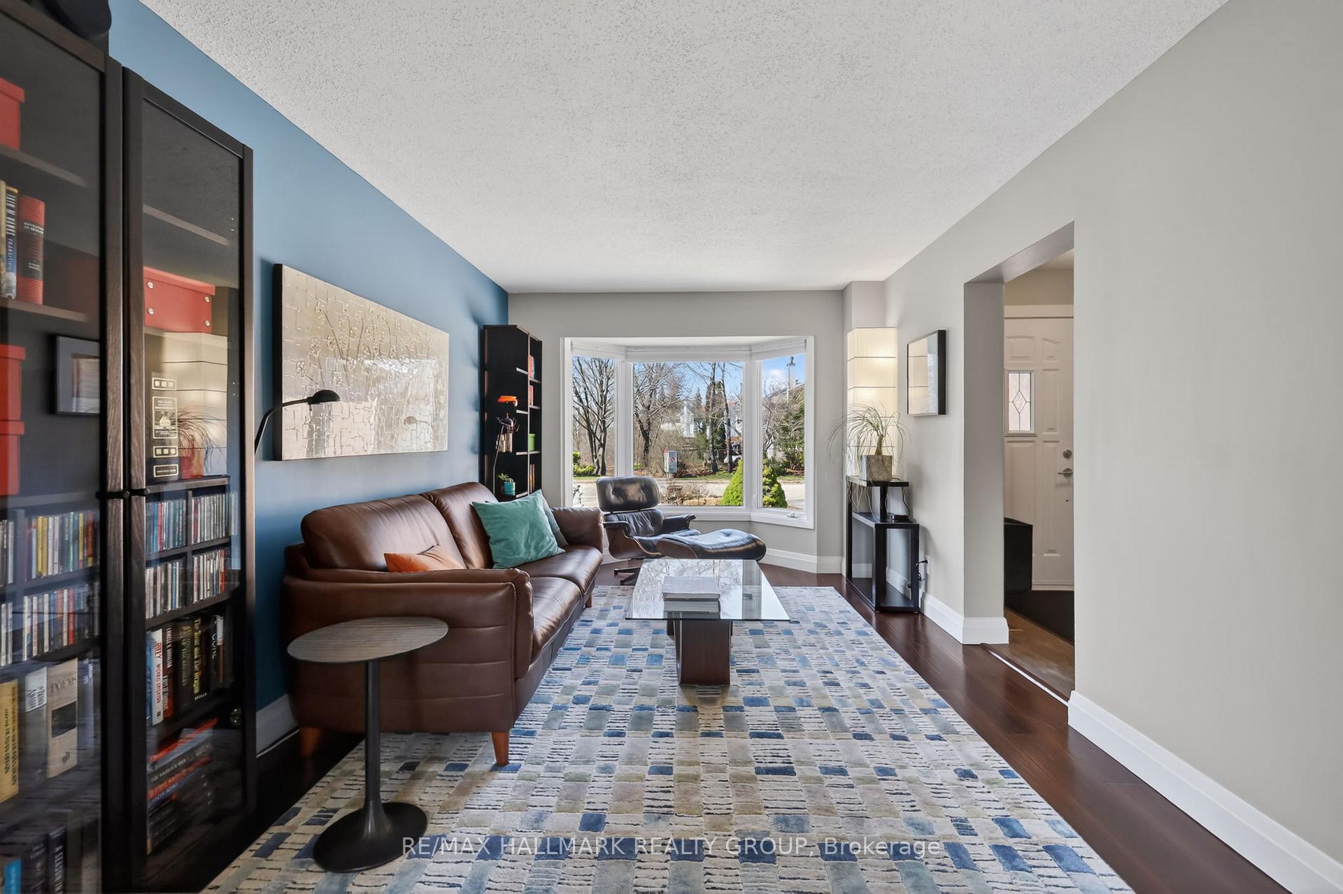 79 Dossetter Way, Hunt Club - South Keys and Area — photo 4 of 5