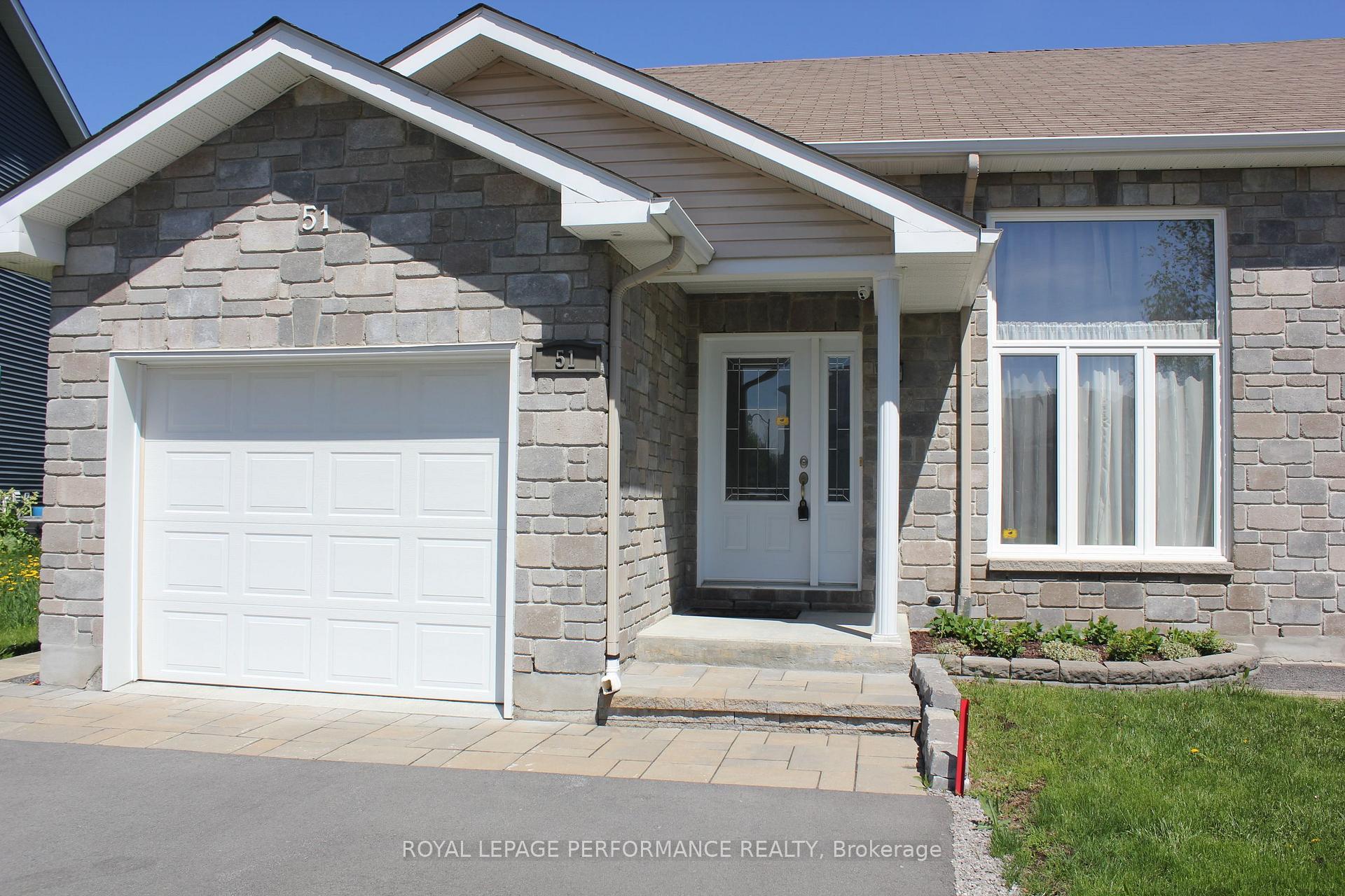 51 Abagail Crescent, South Stormont — photo 2 of 5