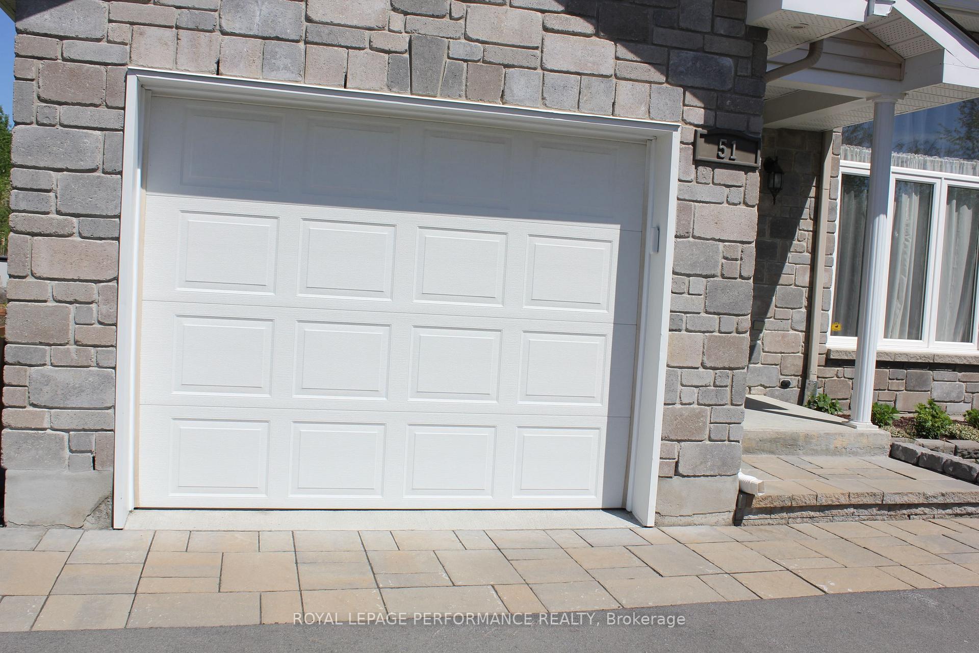 51 Abagail Crescent, South Stormont — photo 3 of 5
