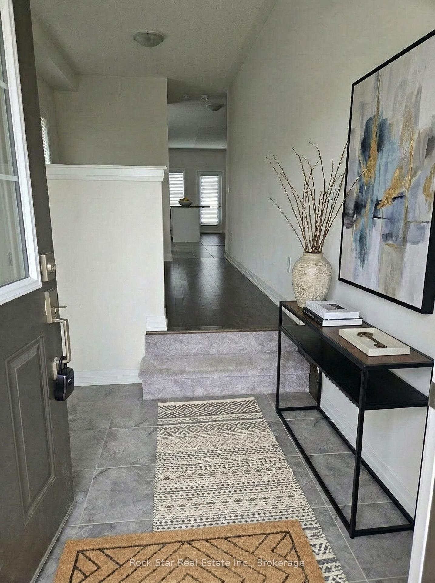 4042 Maitland Street, Lincoln — photo 5 of 5
