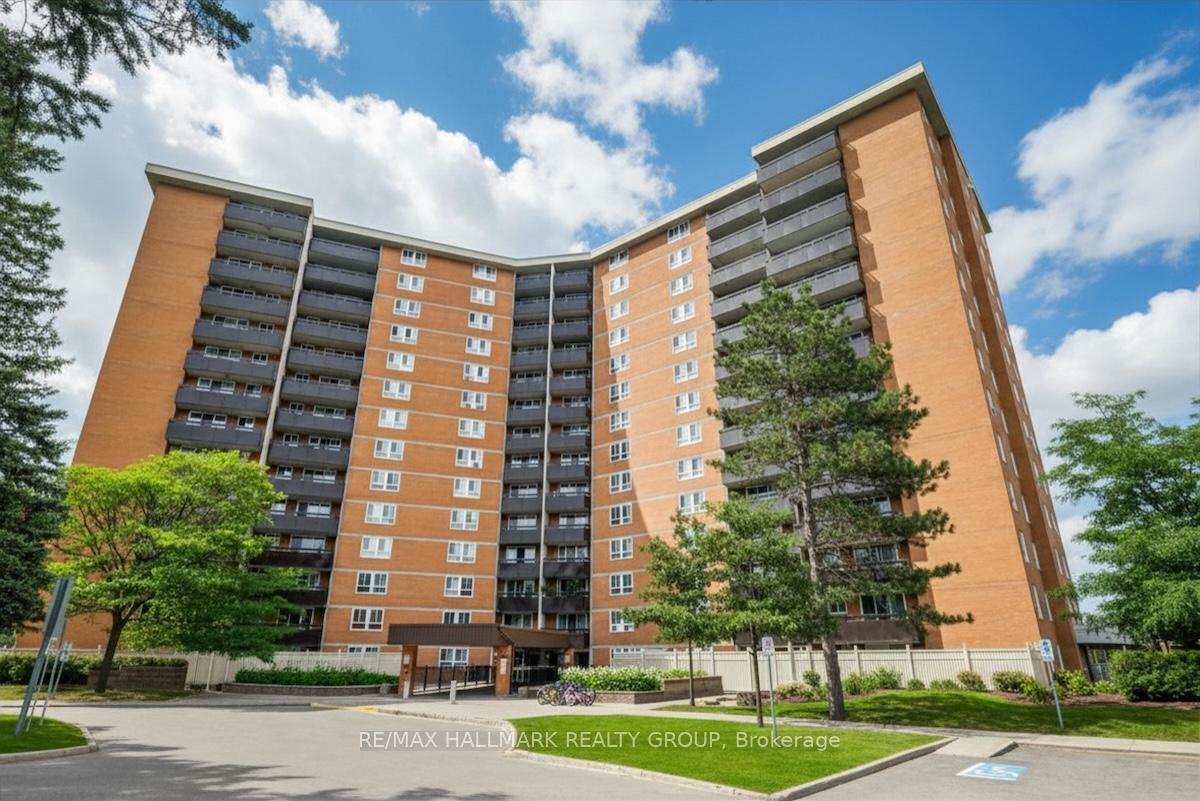 2020 Jasmine Crescent 414, Beacon Hill North - South and Area, ON K1J 8K5 — Beacon Hill North - South and Area, Ontario