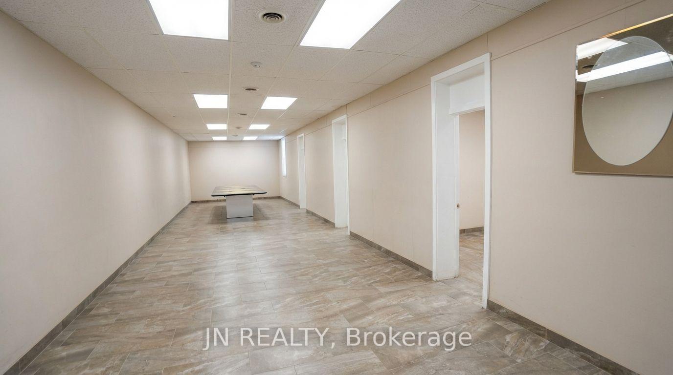 700 Franklin Boulevard 103, Cambridge — photo 4 of 5