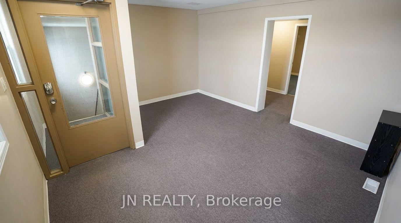 700 Franklin Boulevard 201, Cambridge — photo 5 of 5