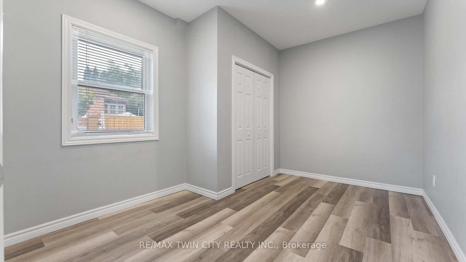 140 N Superior Street N, Brantford — photo 4 of 5
