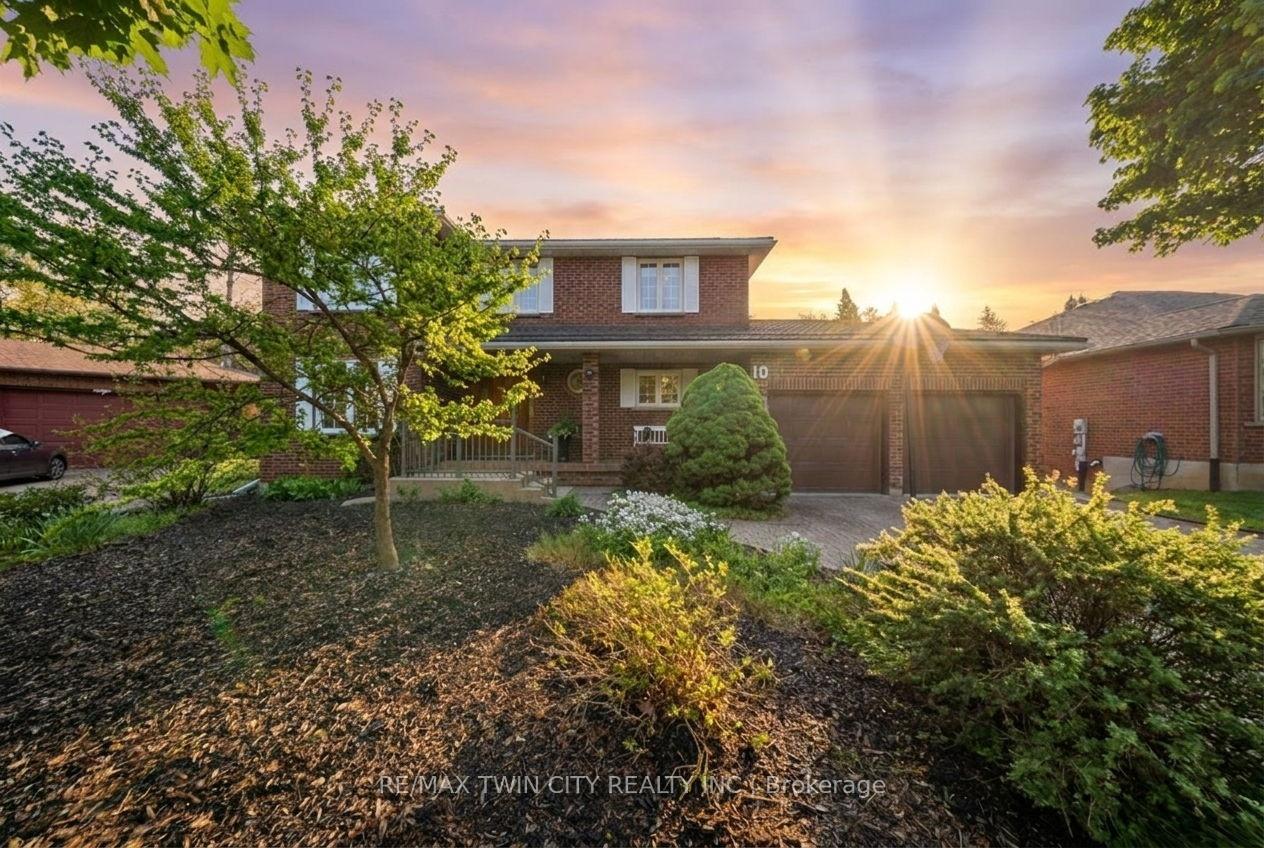 10 Riva Ridge, Brantford — photo 2 of 5