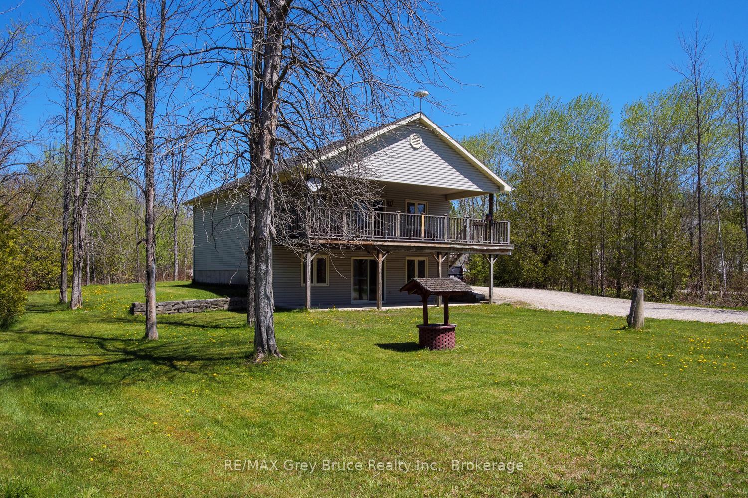 94 Maple Drive, Northern Bruce Peninsula, ON N0H 1Z0 — Northern Bruce Peninsula, Ontario