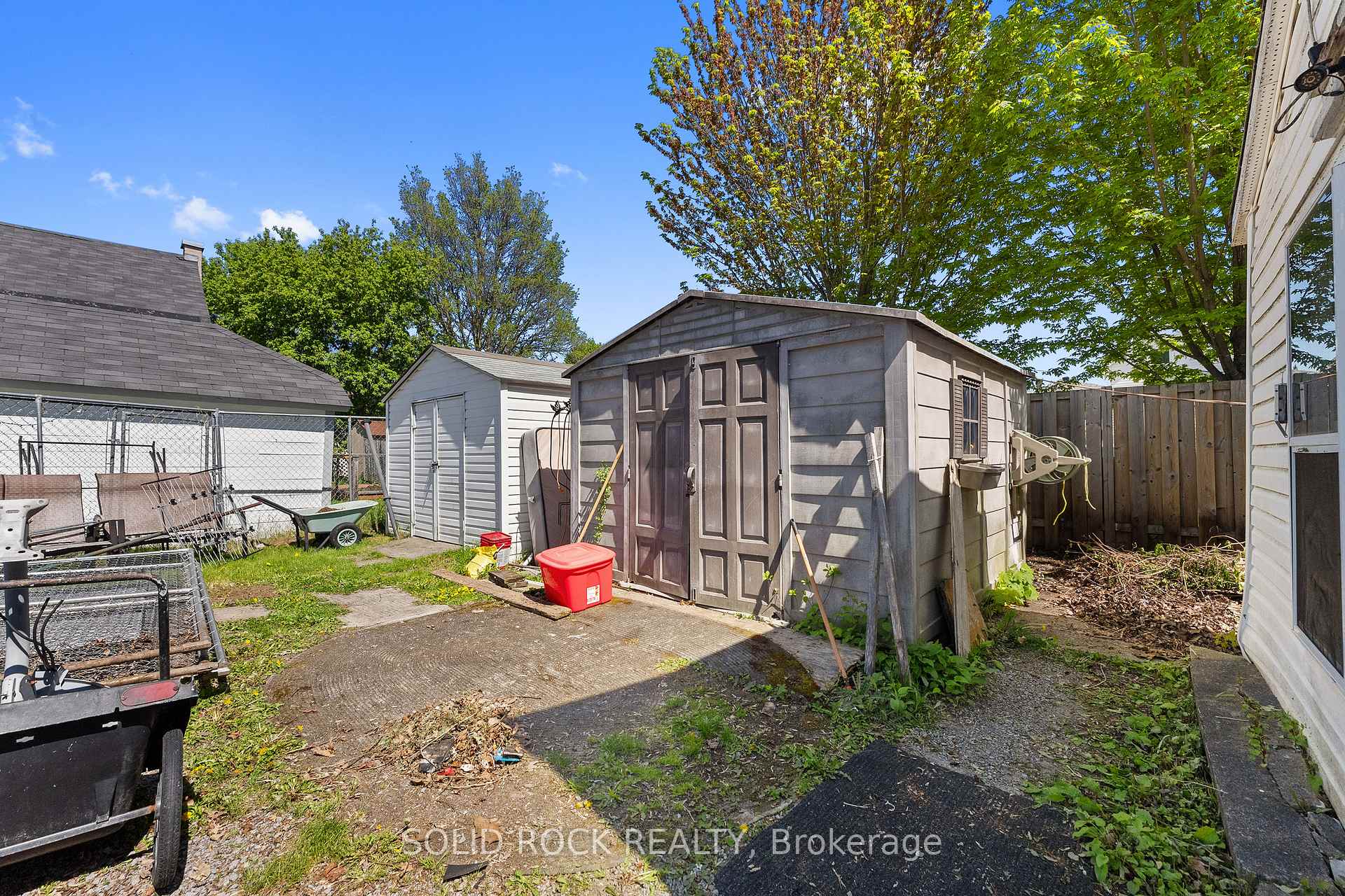 38 Hugh Street S, Arnprior — photo 5 of 5