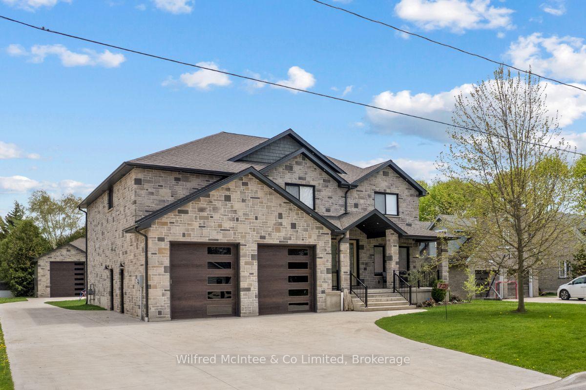 72 VICTORIA Street S, Saugeen Shores, ON N0H 2L0 — Saugeen Shores, Ontario