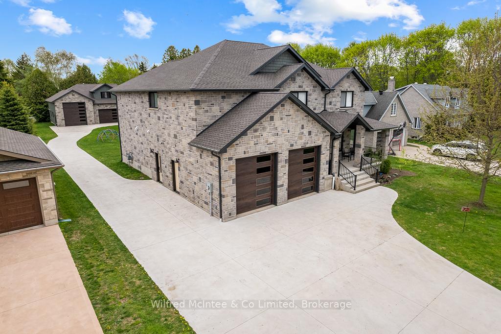 72 VICTORIA Street S, Saugeen Shores — photo 2 of 5