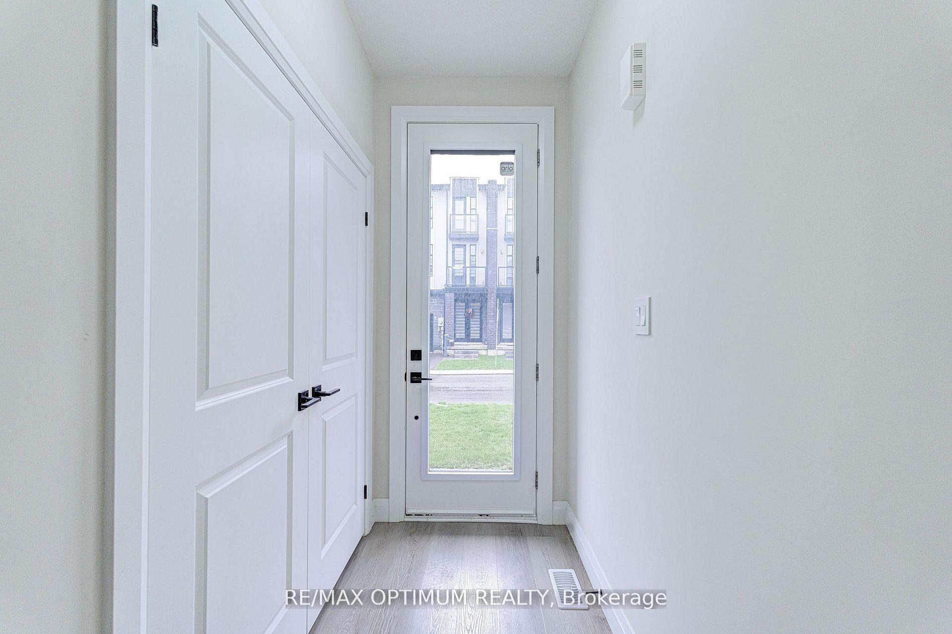64 Keystone Trail, Welland — photo 4 of 5