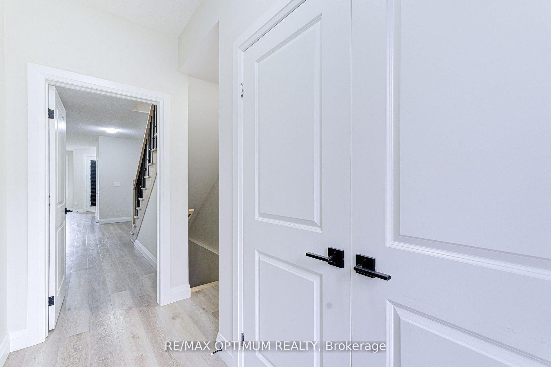 64 Keystone Trail, Welland — photo 5 of 5