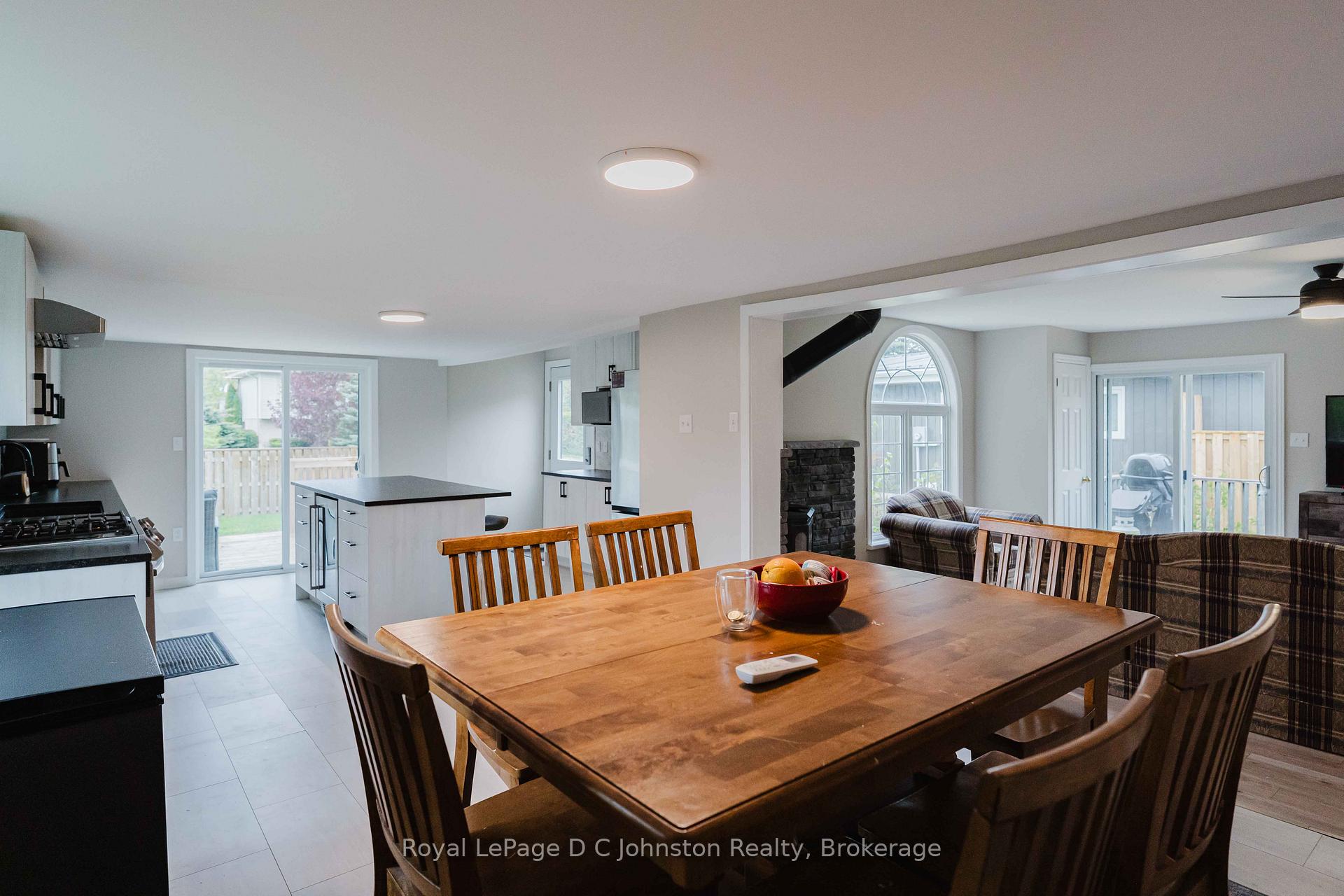 229 Edward Street, Saugeen Shores — photo 5 of 5