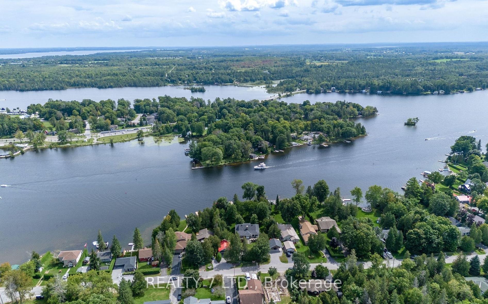 32 Hillcroft Way, Kawartha Lakes — photo 4 of 5