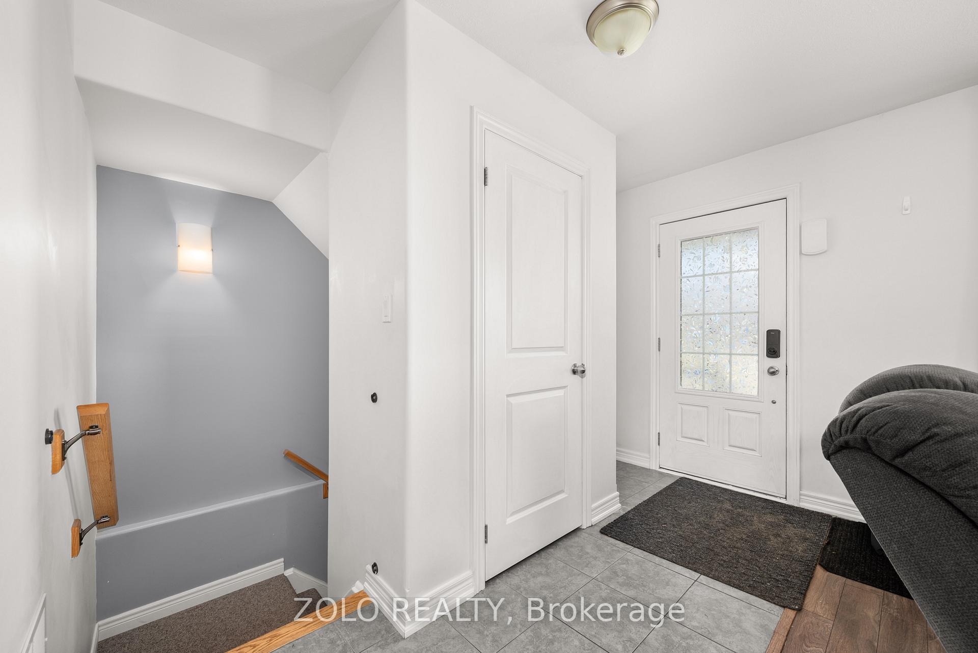 227 Rowberry Boulevard, Peterborough — photo 5 of 5