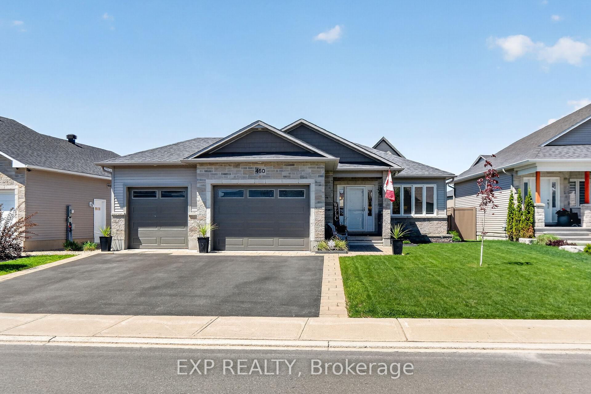 450 Central Park Boulevard, Russell, ON K4R 0C6 — Russell, Ontario