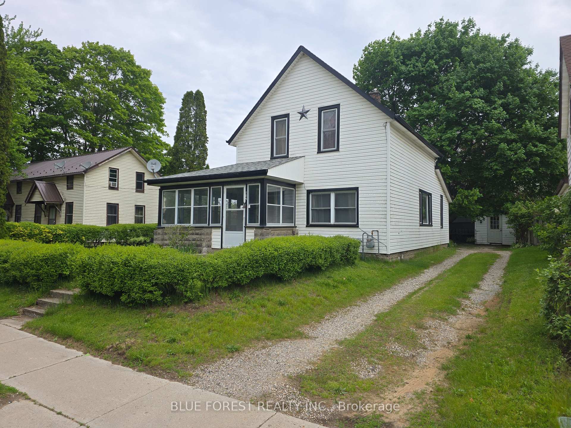 185 Furnival Road, West Elgin — photo 4 of 5
