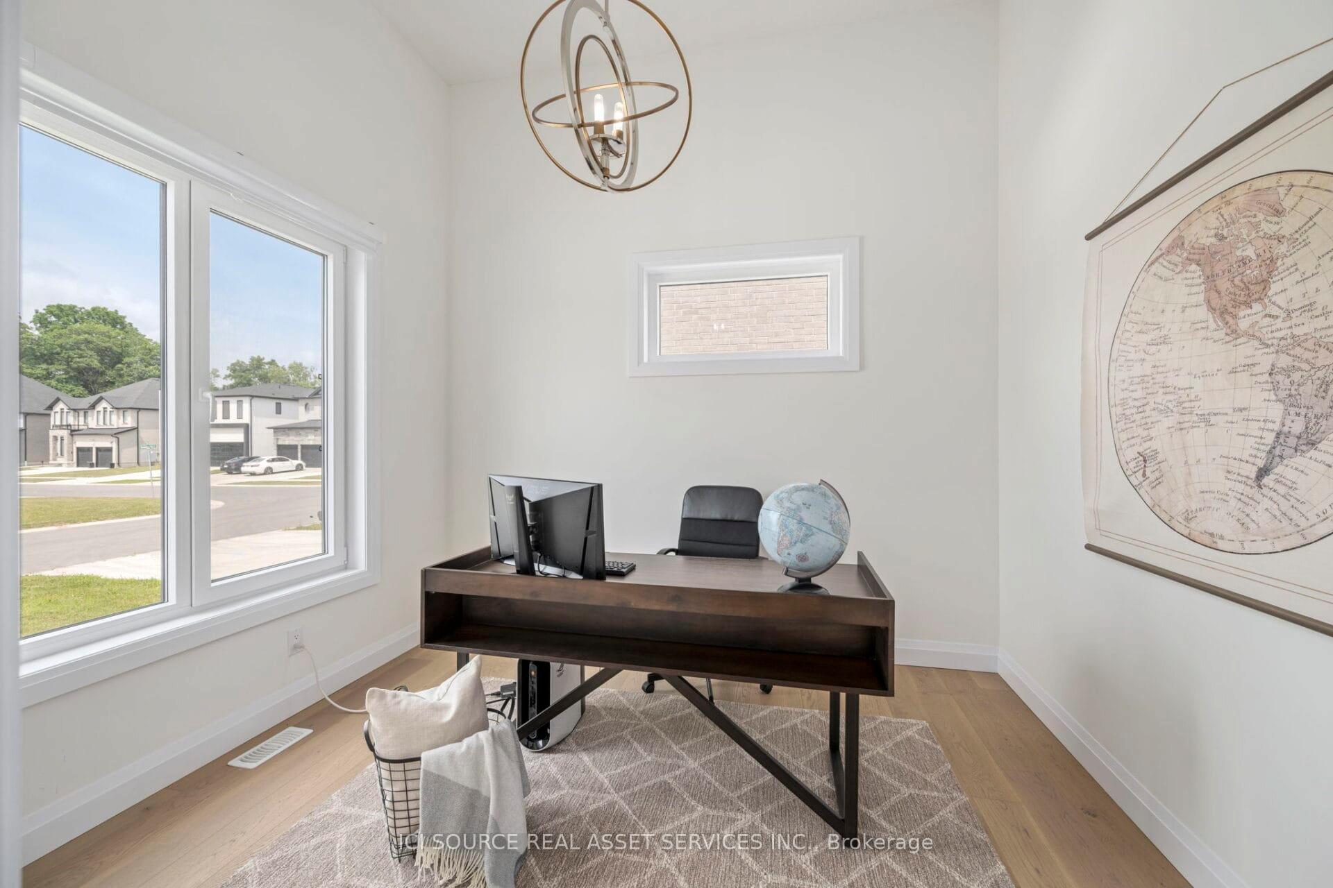 2363 Bakervilla Street, London South — photo 5 of 5