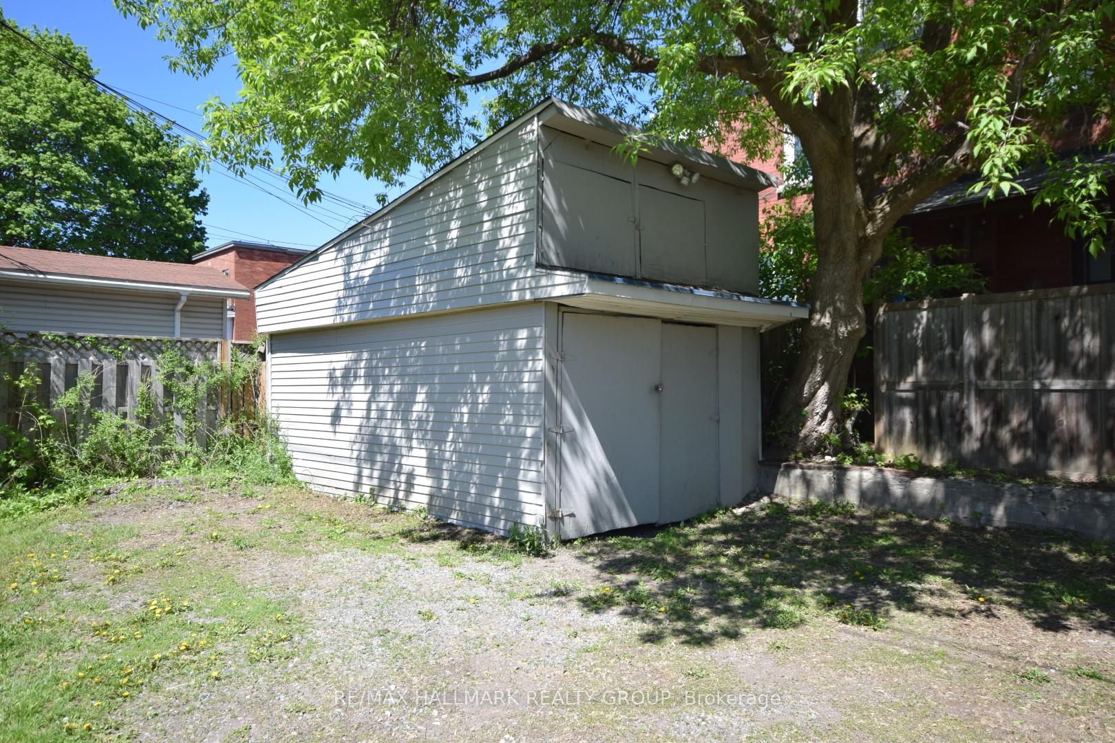 567 Gladstone Avenue, Ottawa Centre — photo 3 of 4