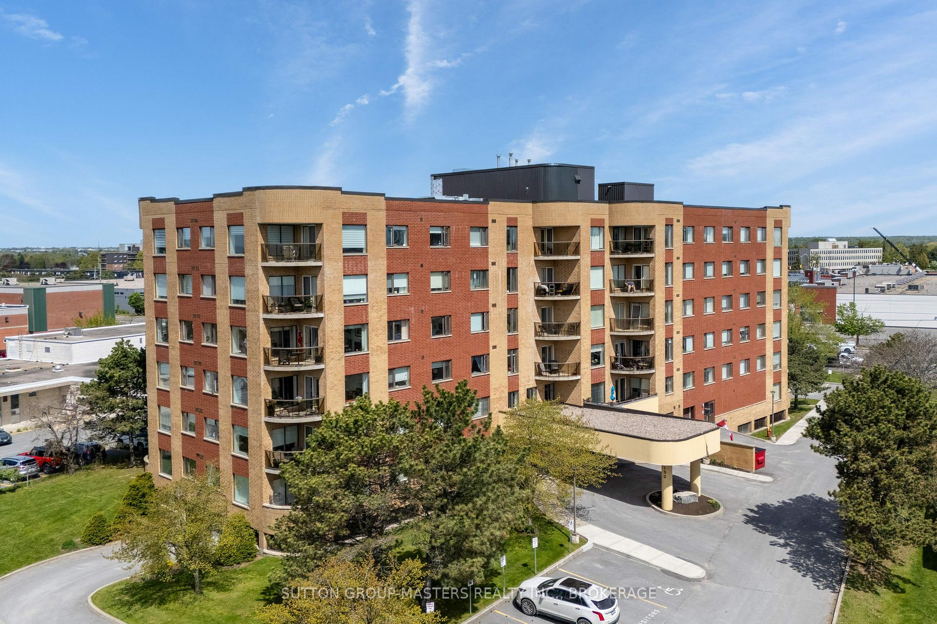 130 Wright Crescent 204, Kingston, ON K7L 5R1 — Kingston, Ontario