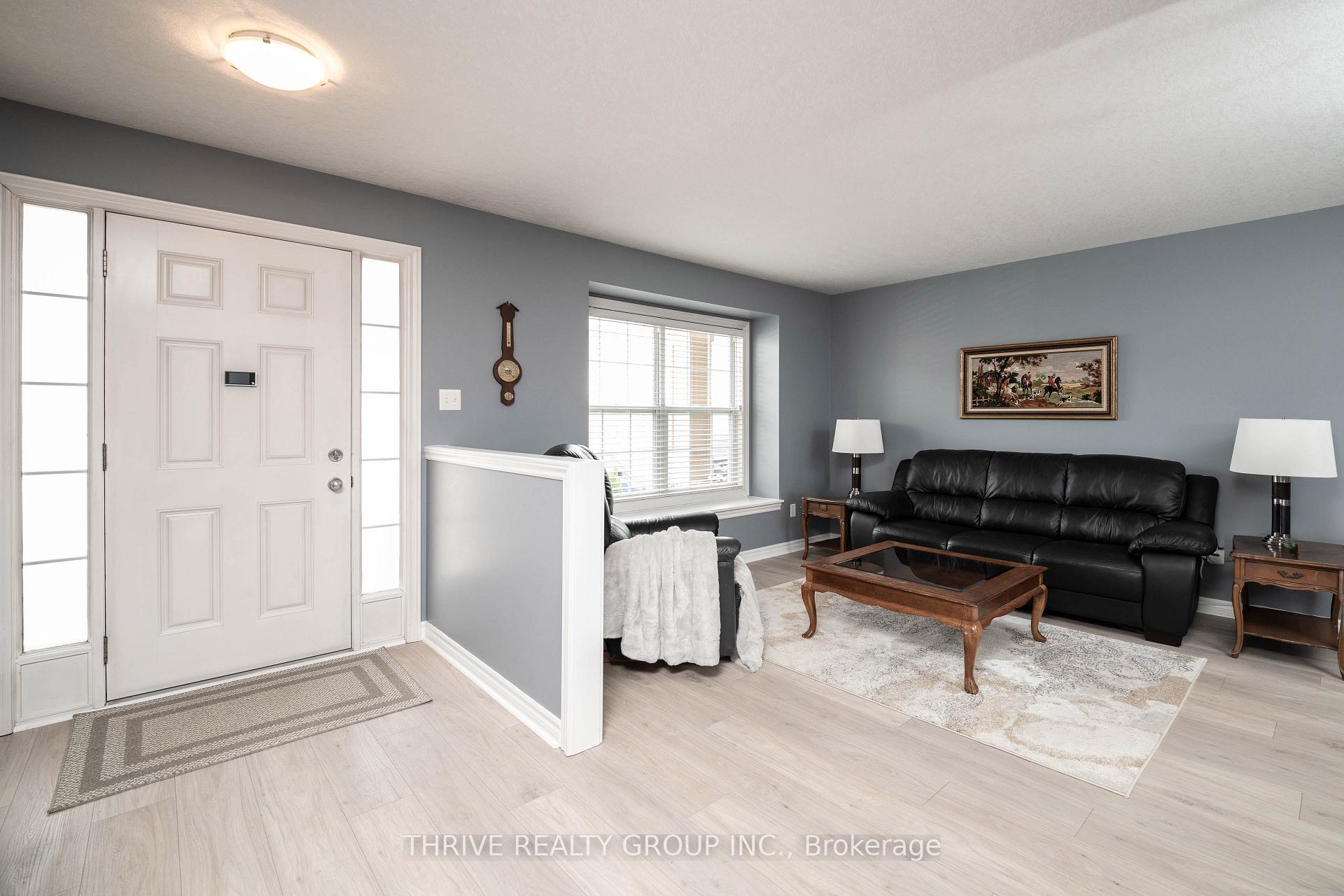 3320 Meadowgate Boulevard 30, London South — photo 2 of 5