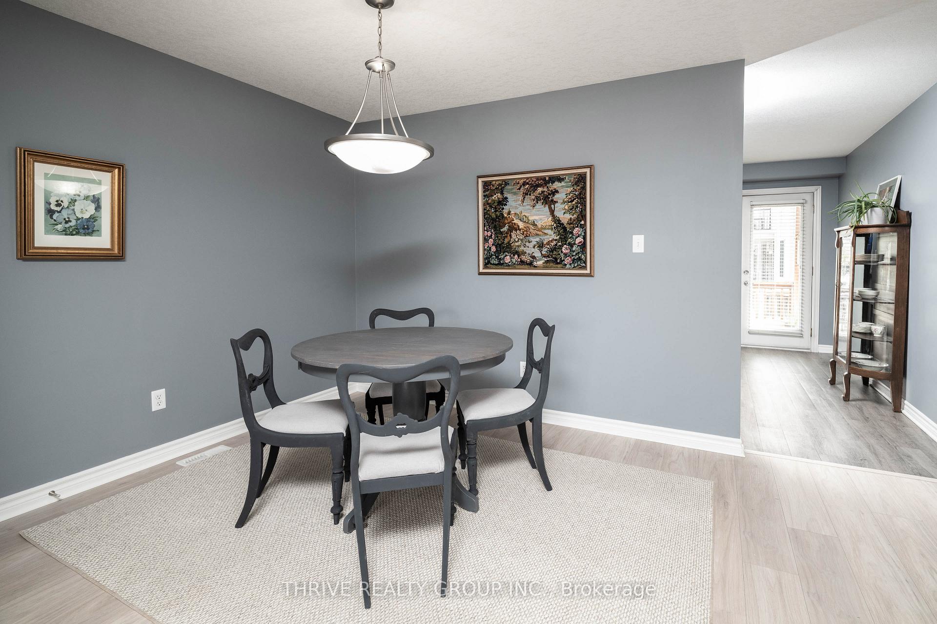 3320 Meadowgate Boulevard 30, London South — photo 4 of 5