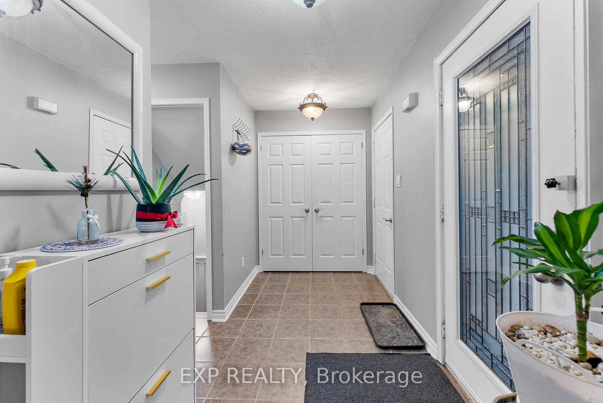 3 BRIARSDALE Crescent, Welland — photo 4 of 5
