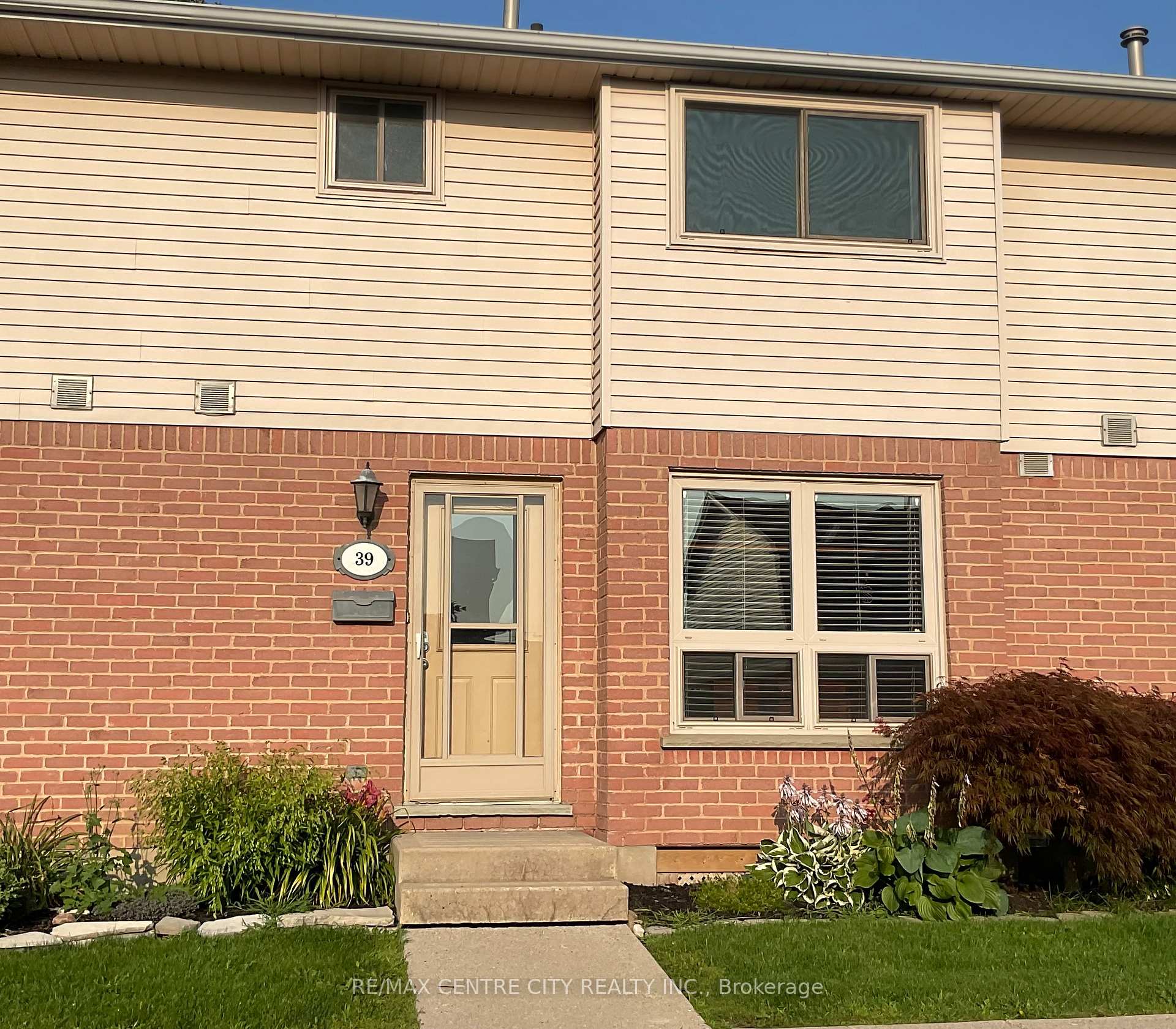 89 Highview Avenue 39, London South, ON N6C 5V8 — London South, Ontario