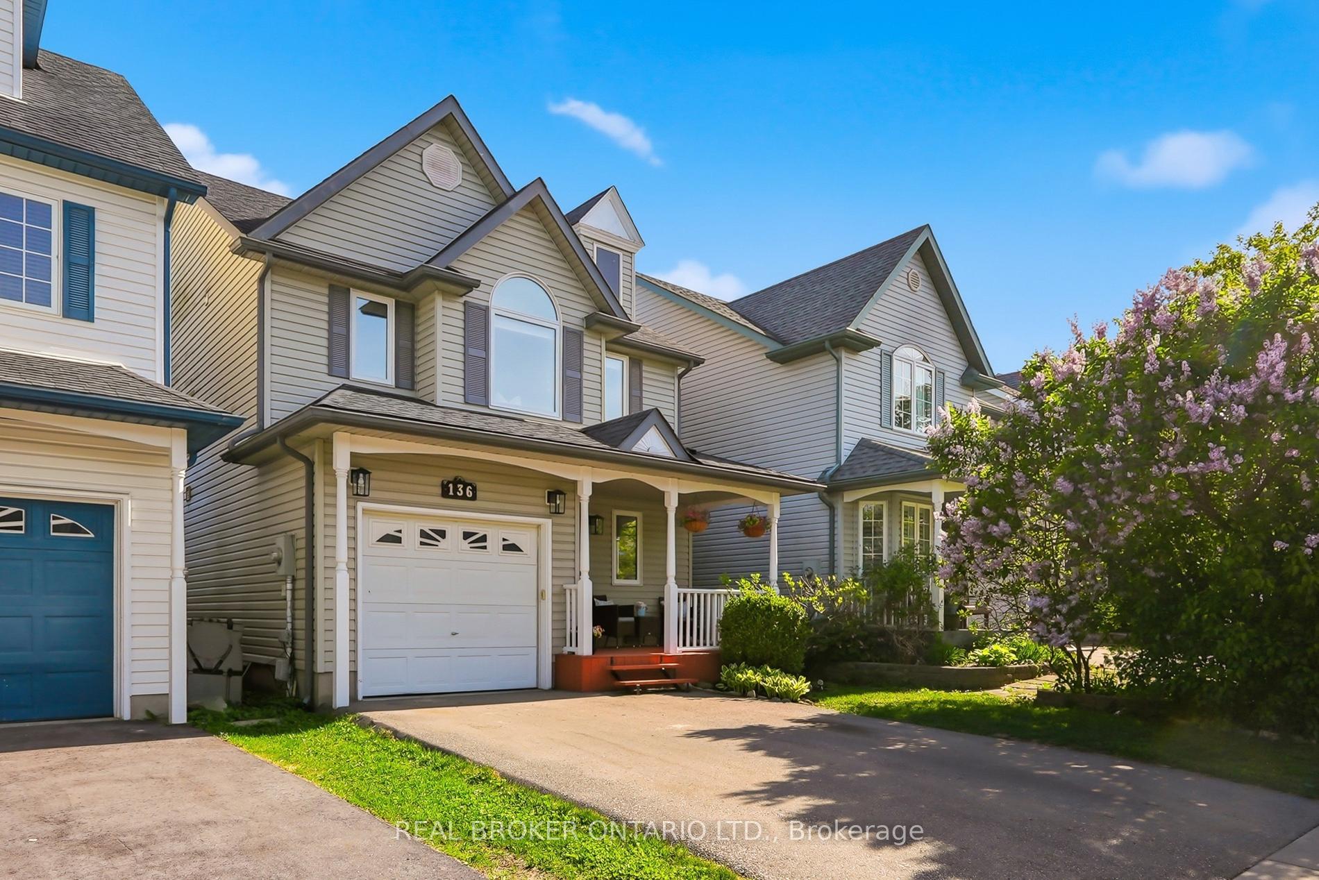 136 Marcy Crescent, Cambridge — photo 2 of 5
