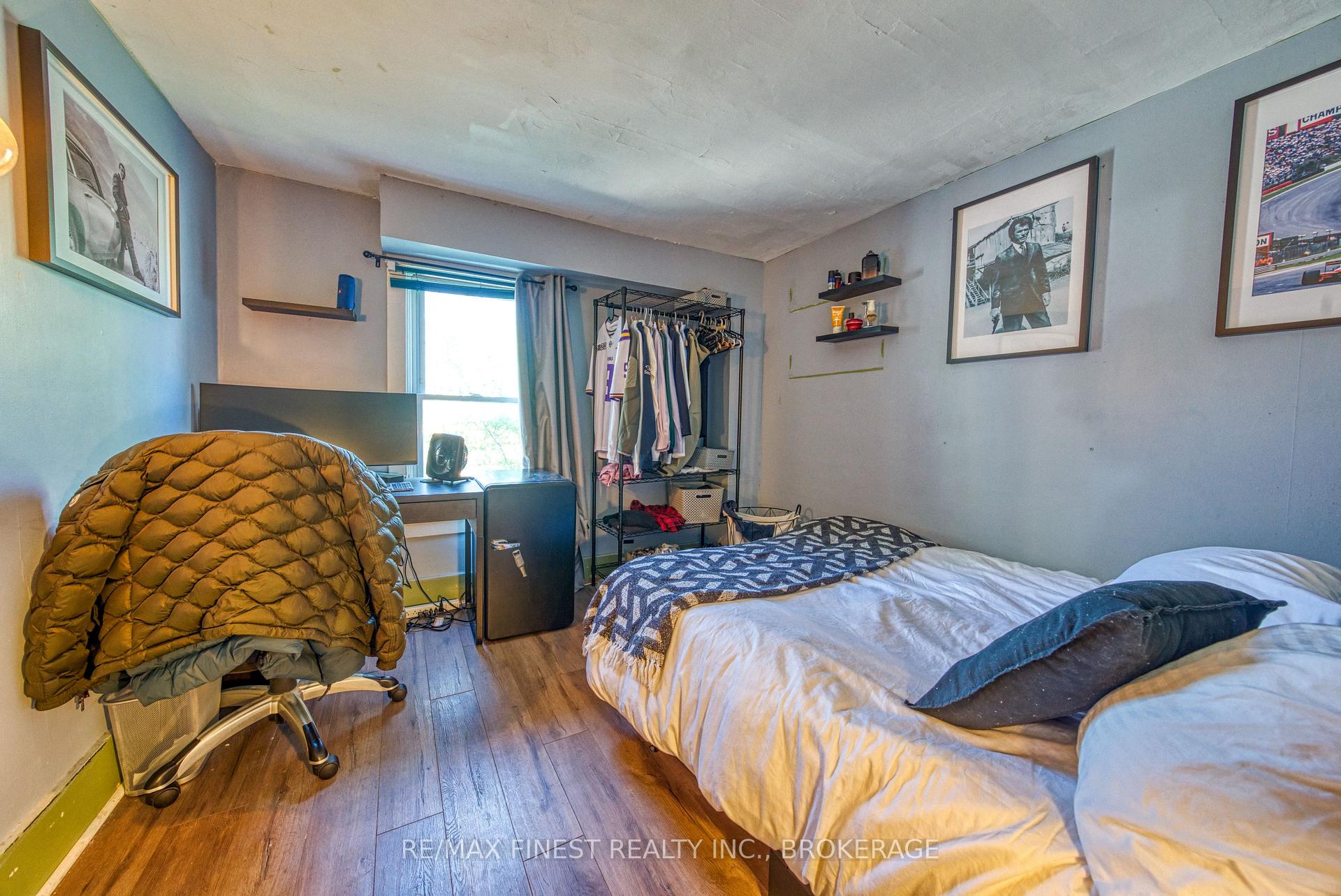 216 Alfred Street, Kingston — photo 4 of 5