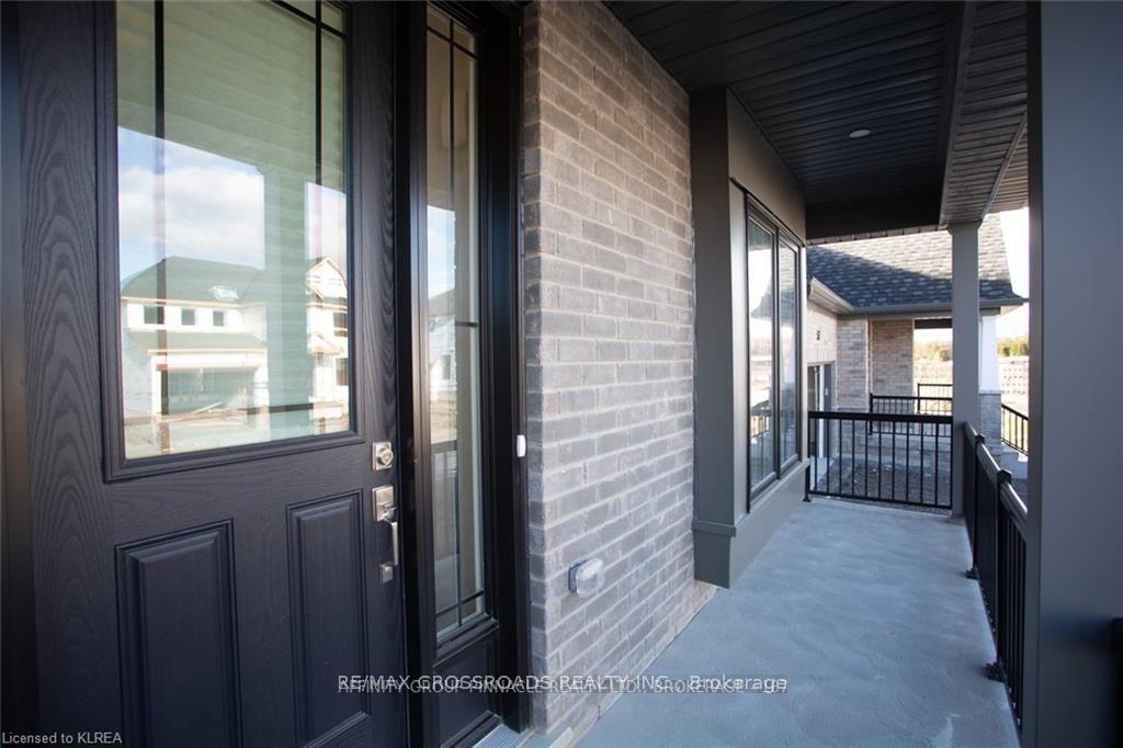 535 Macintosh Grove, Peterborough — photo 4 of 5