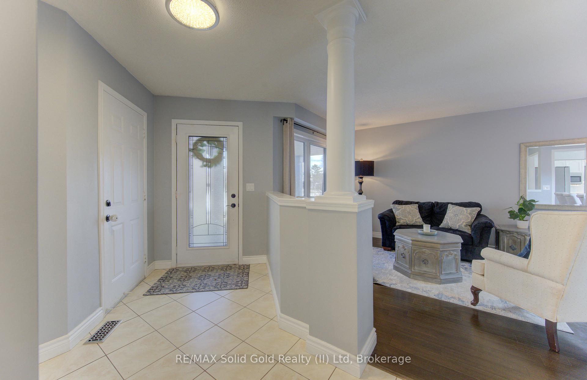 31 Adler Drive, Cambridge — photo 4 of 5