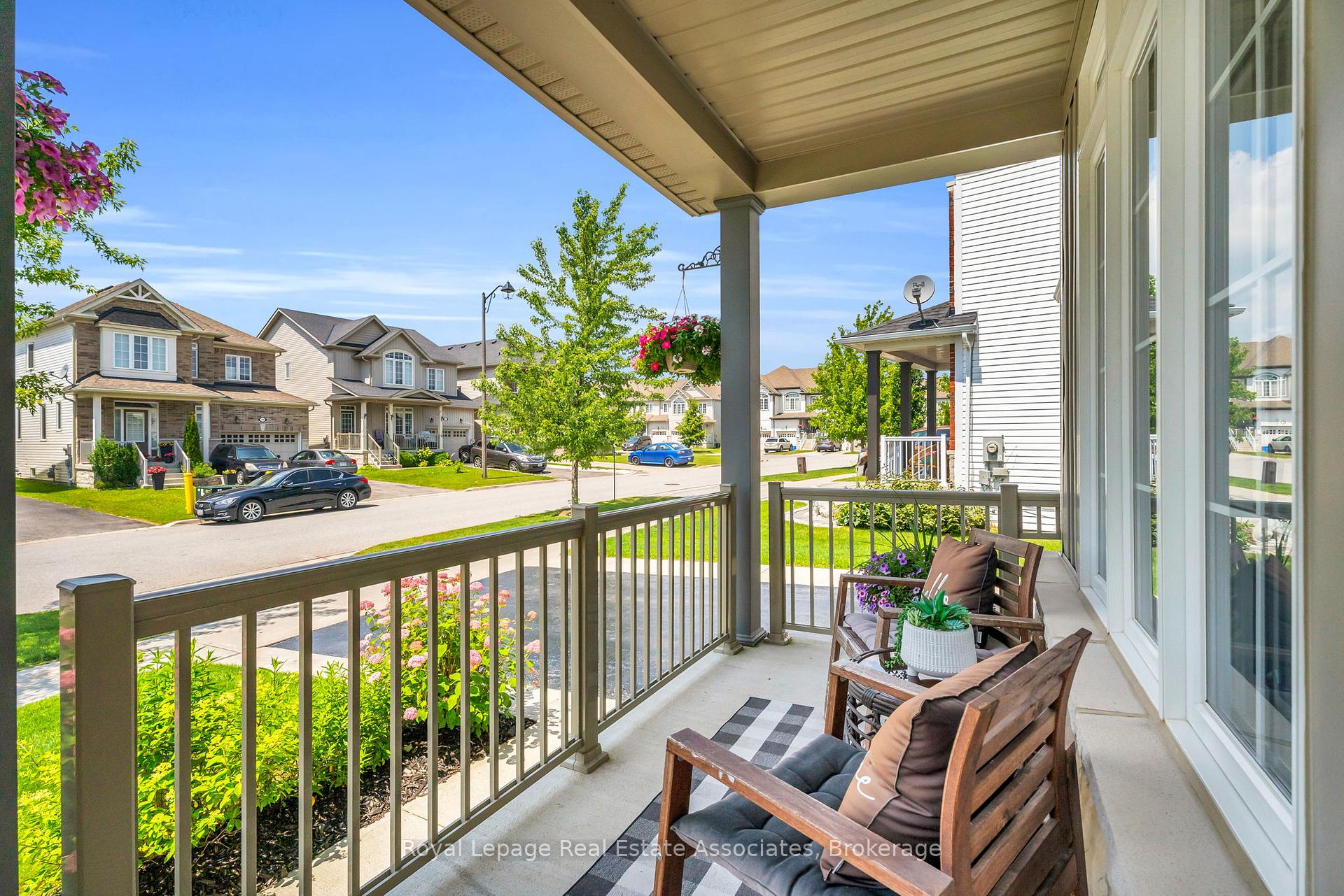 704 Cook Crescent, Shelburne — photo 3 of 5