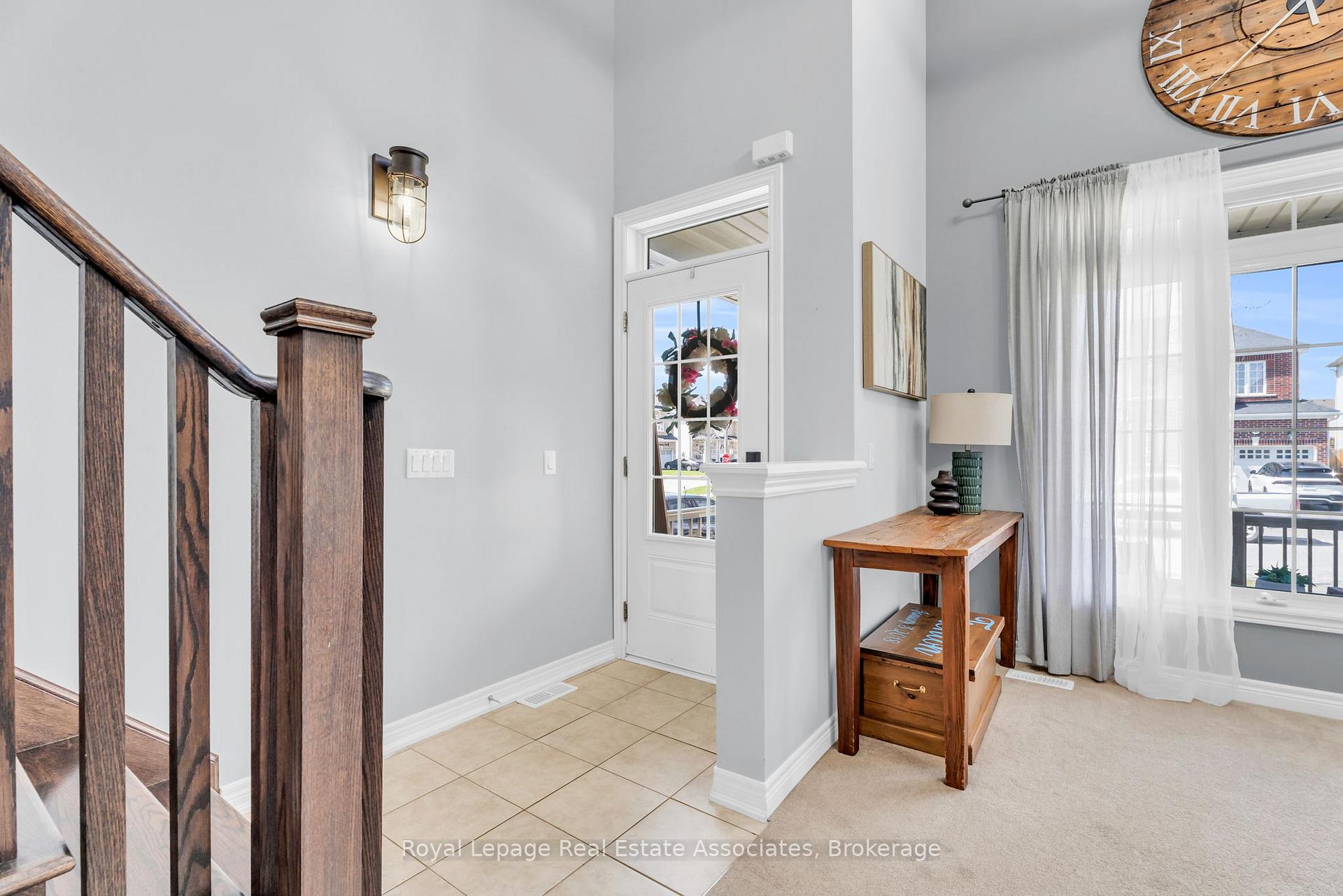 704 Cook Crescent, Shelburne — photo 5 of 5