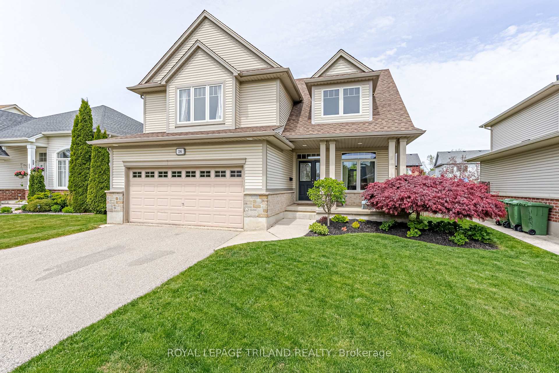 26 Augusta Crescent, St. Thomas — photo 2 of 5