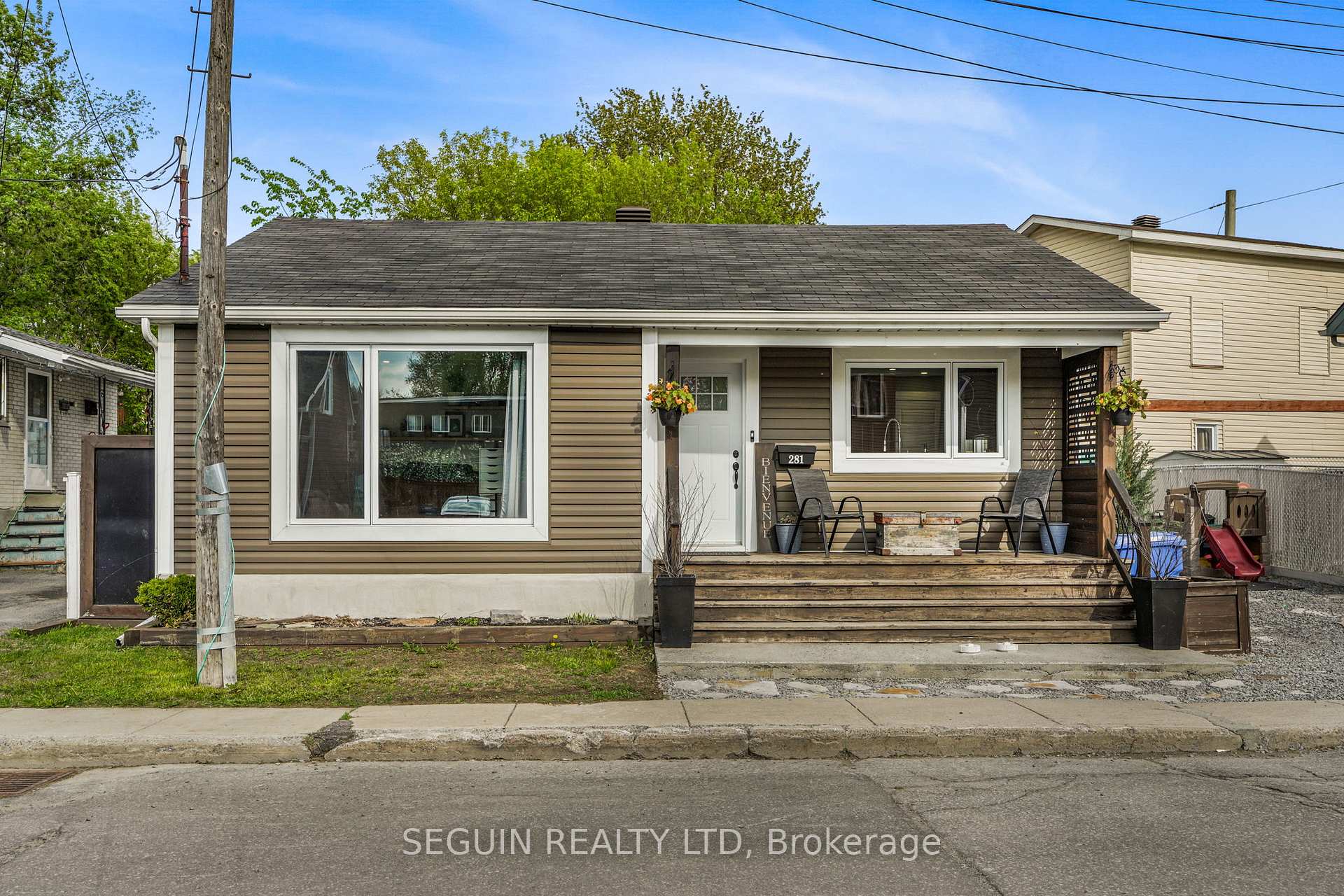 281 Hampden Street, Hawkesbury, ON K6A 1Y4 — Hawkesbury, Ontario