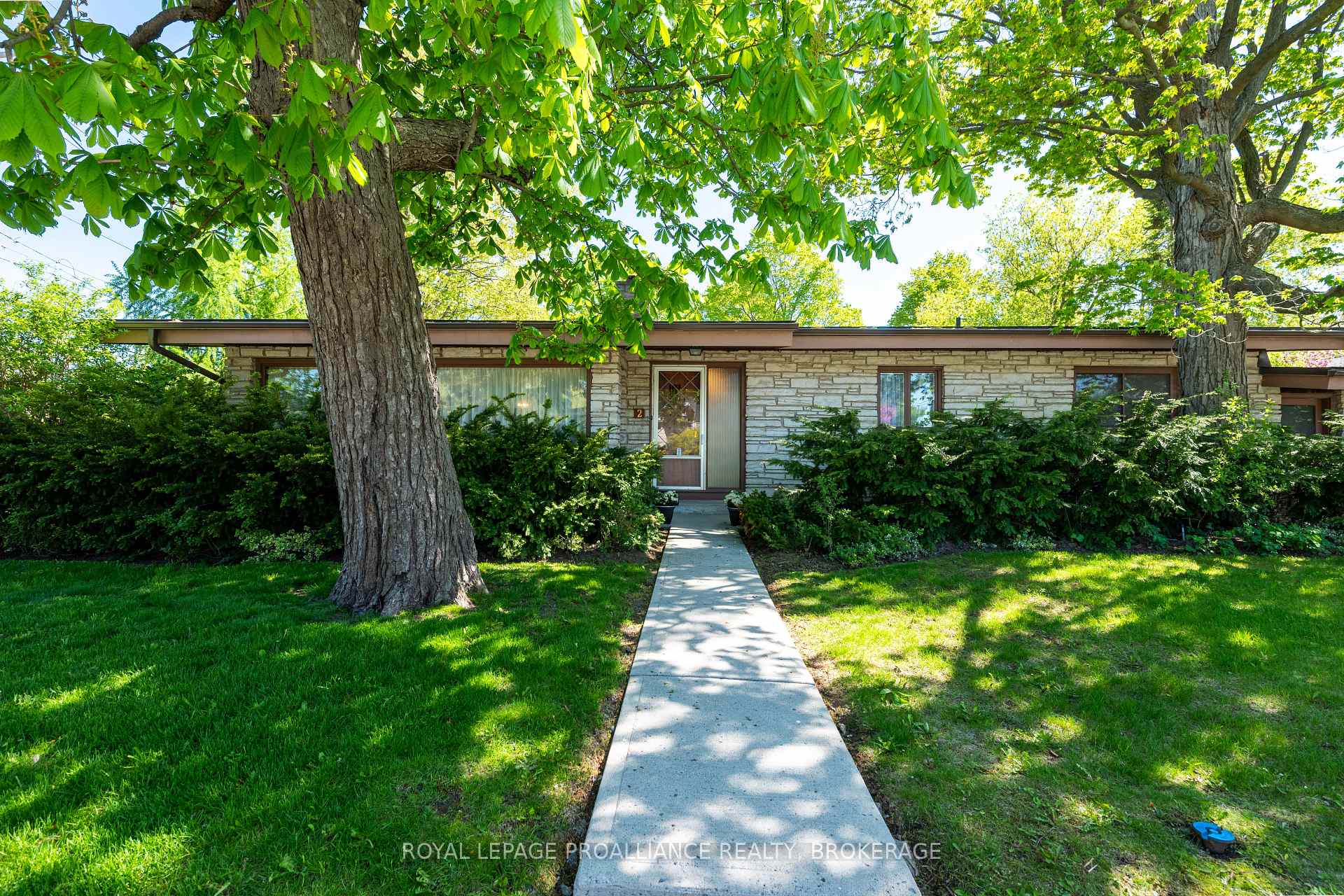 2 Churchill Street, Kingston — photo 5 of 5