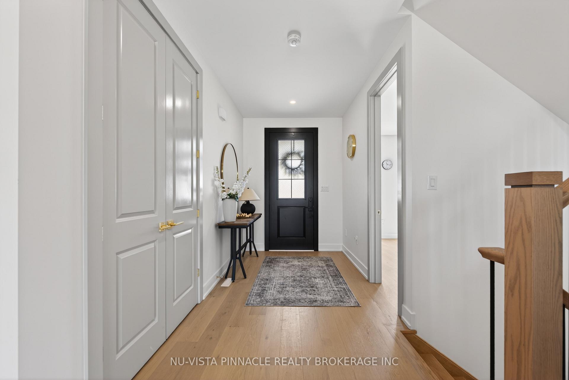 4119 Fallingbrook Road, London South — photo 4 of 5
