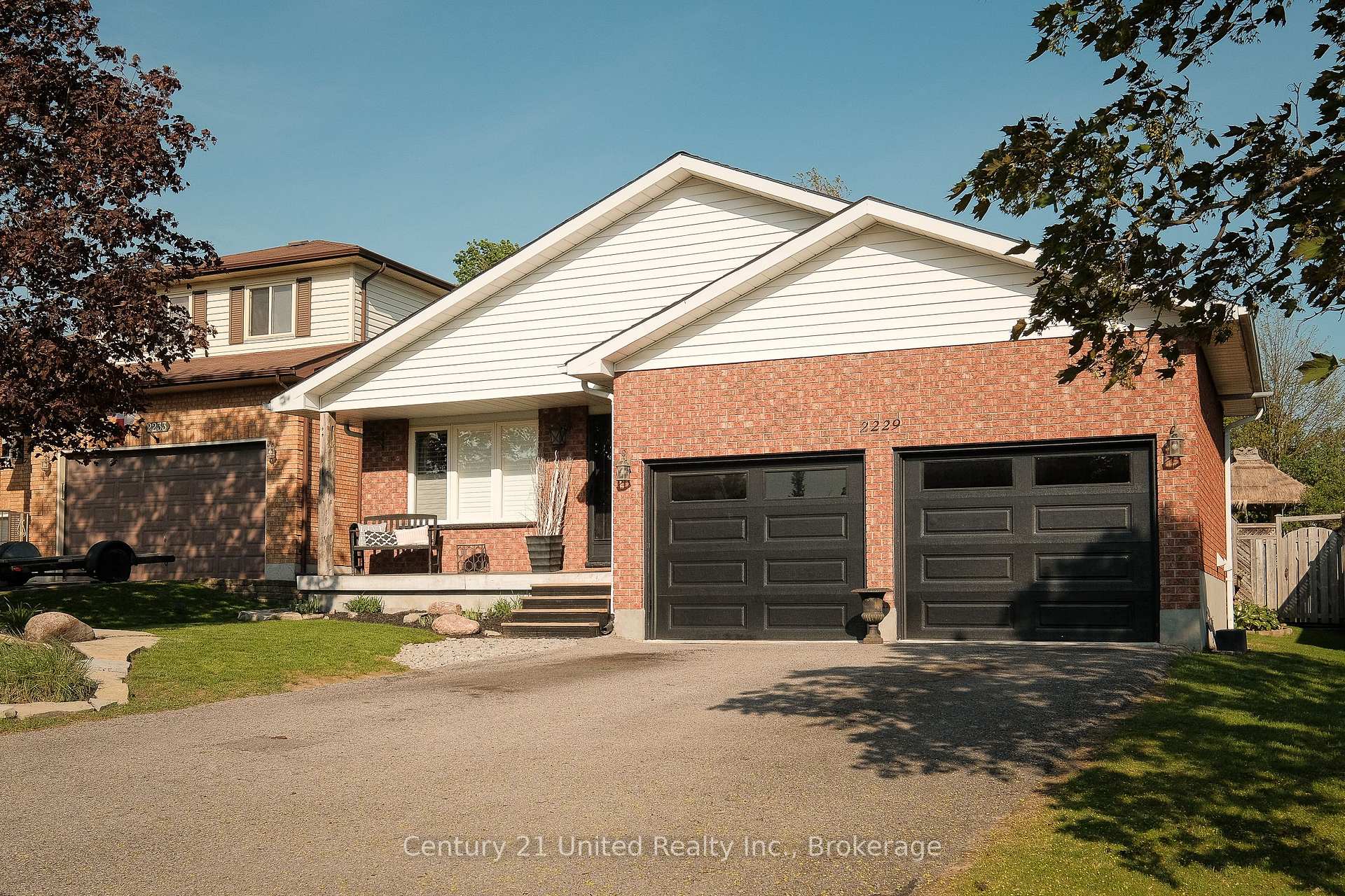 2229 Lorraine Drive, Peterborough — photo 3 of 5
