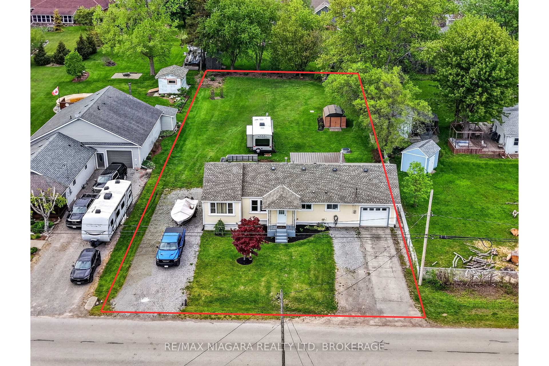 3710 Brunswick Avenue, Fort Erie — photo 3 of 5