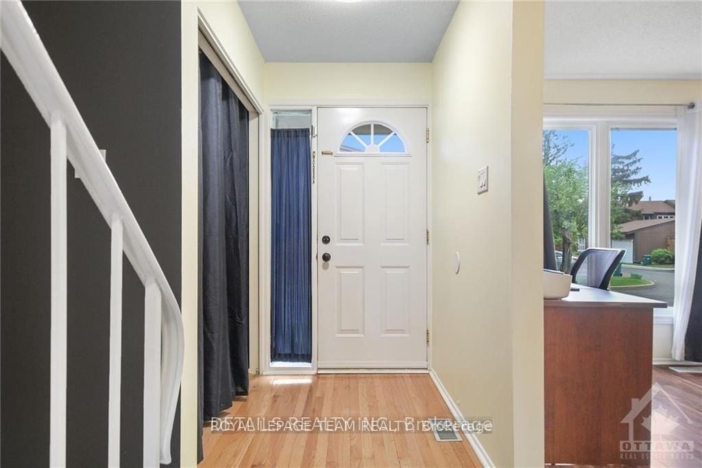 2111 MONTREAL Road 119, Beacon Hill North - South and Area — photo 3 of 5