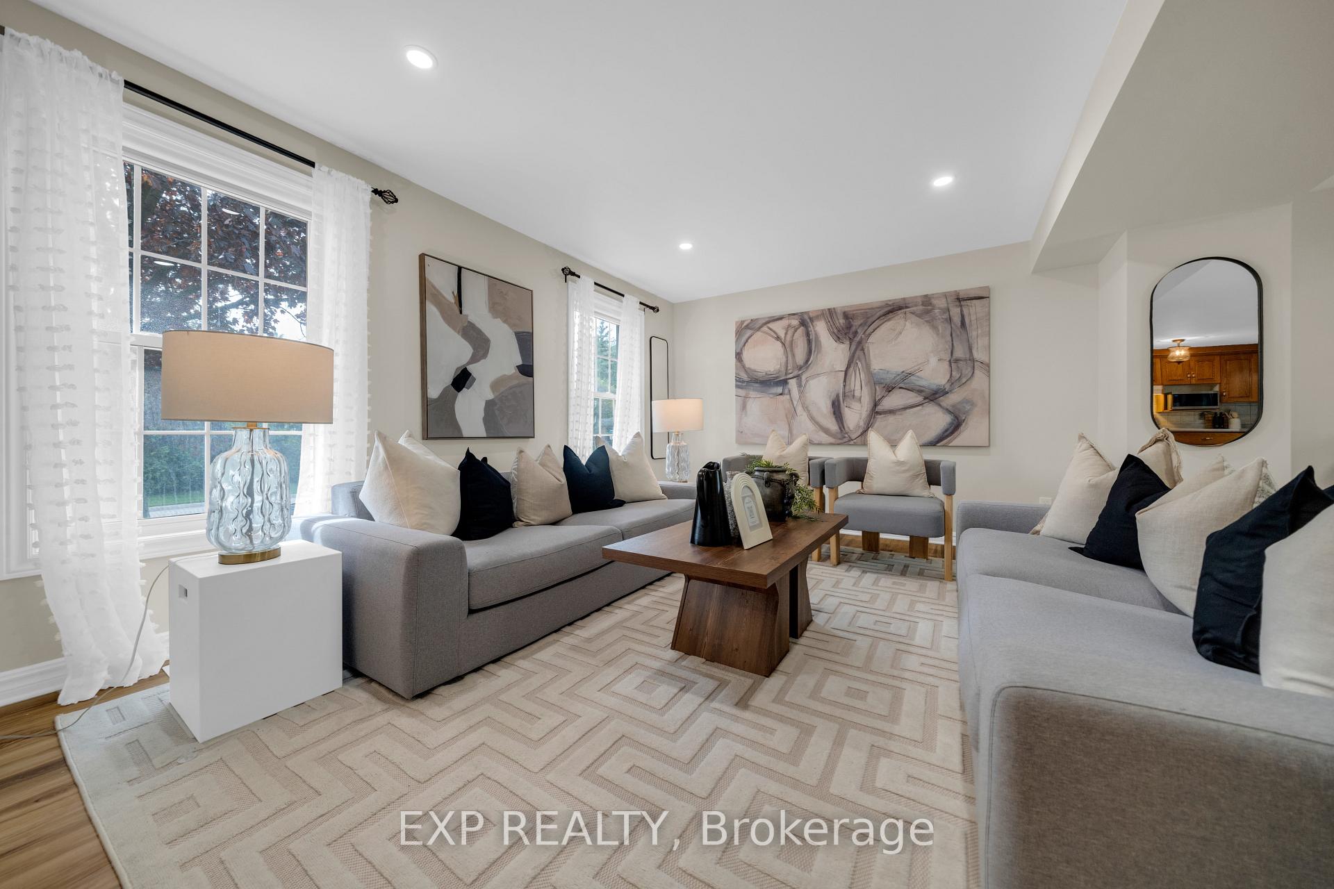 26 Peachtree Crescent, Cambridge, ON N1S 4W5 — Cambridge, Ontario